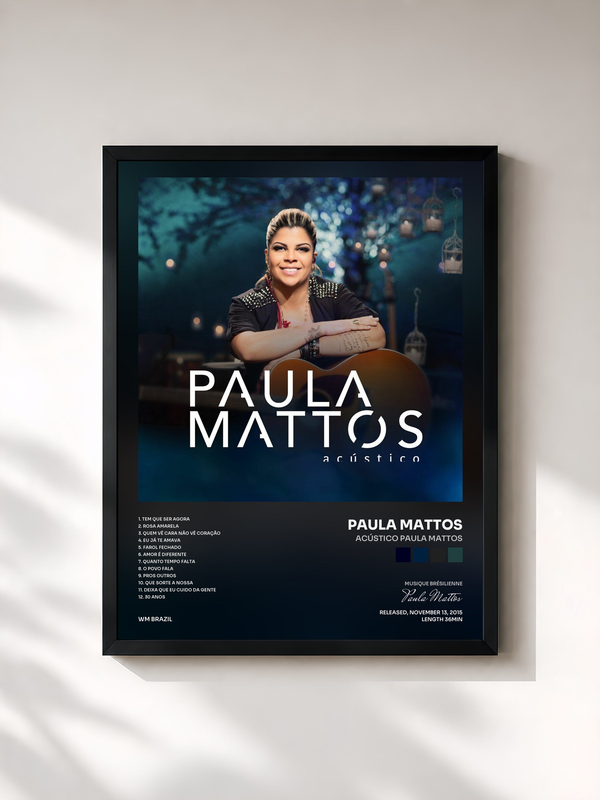 #noir Tableau de l'album Acústico Paula Mattos de Paula Mattos, cadre noir, imprimé et encadré en France