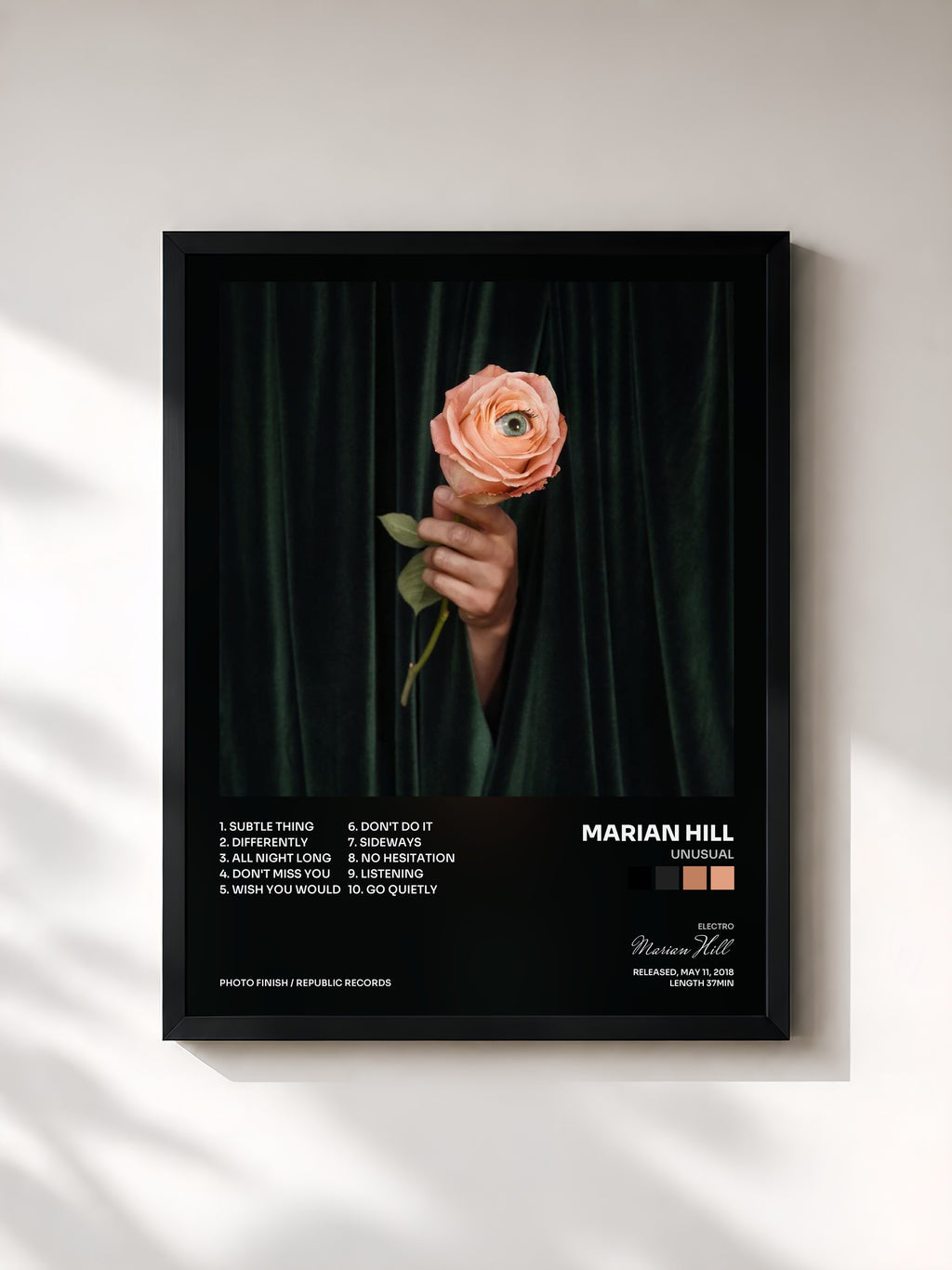 #noir Tableau de l'album Unusual de Marian Hill, cadre noir, imprimé et encadré en France