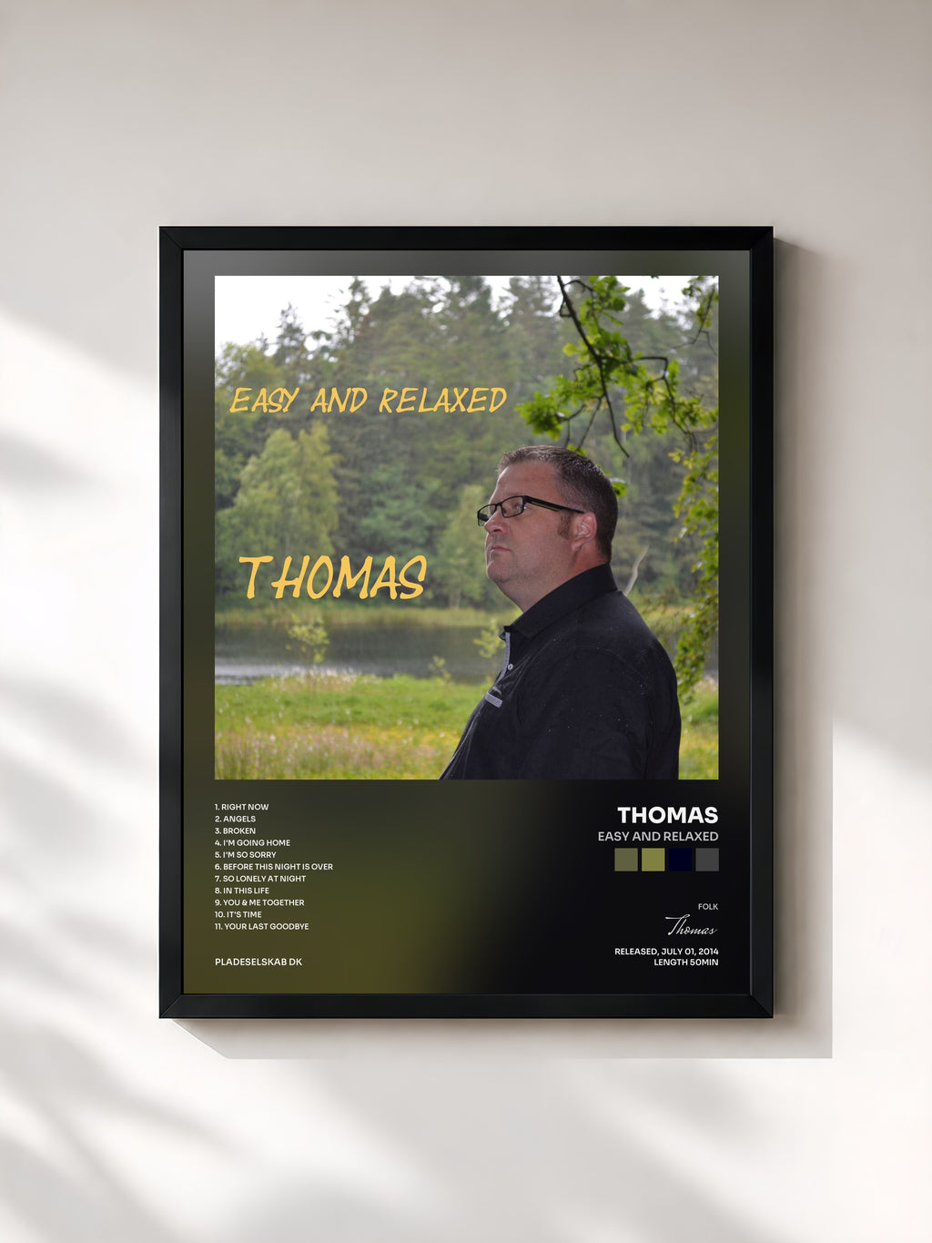 #noir Tableau de l'album Easy and Relaxed de Thomas, cadre noir, imprimé et encadré en France