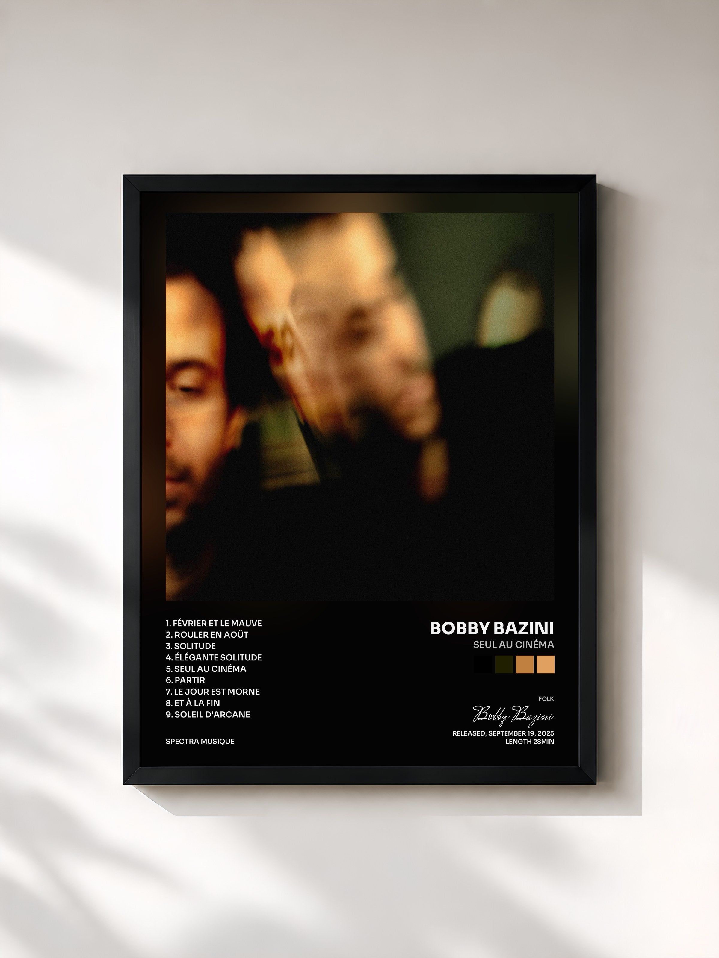 #noir Tableau de l'album Seul au cinéma de Bobby Bazini, cadre noir, imprimé et encadré en France
