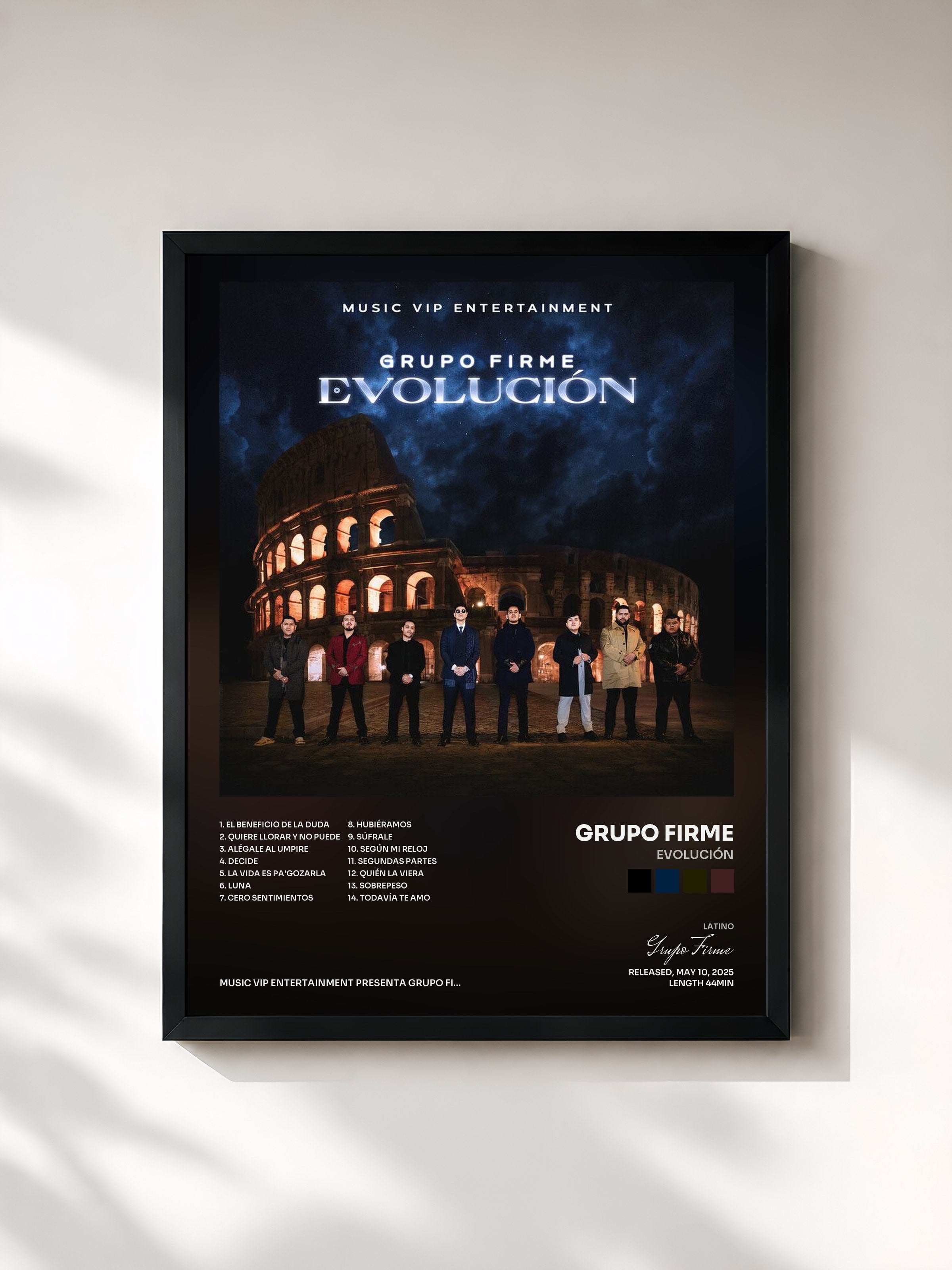 #noir Tableau de l'album Evolución de Grupo Firme, cadre noir, imprimé et encadré en France