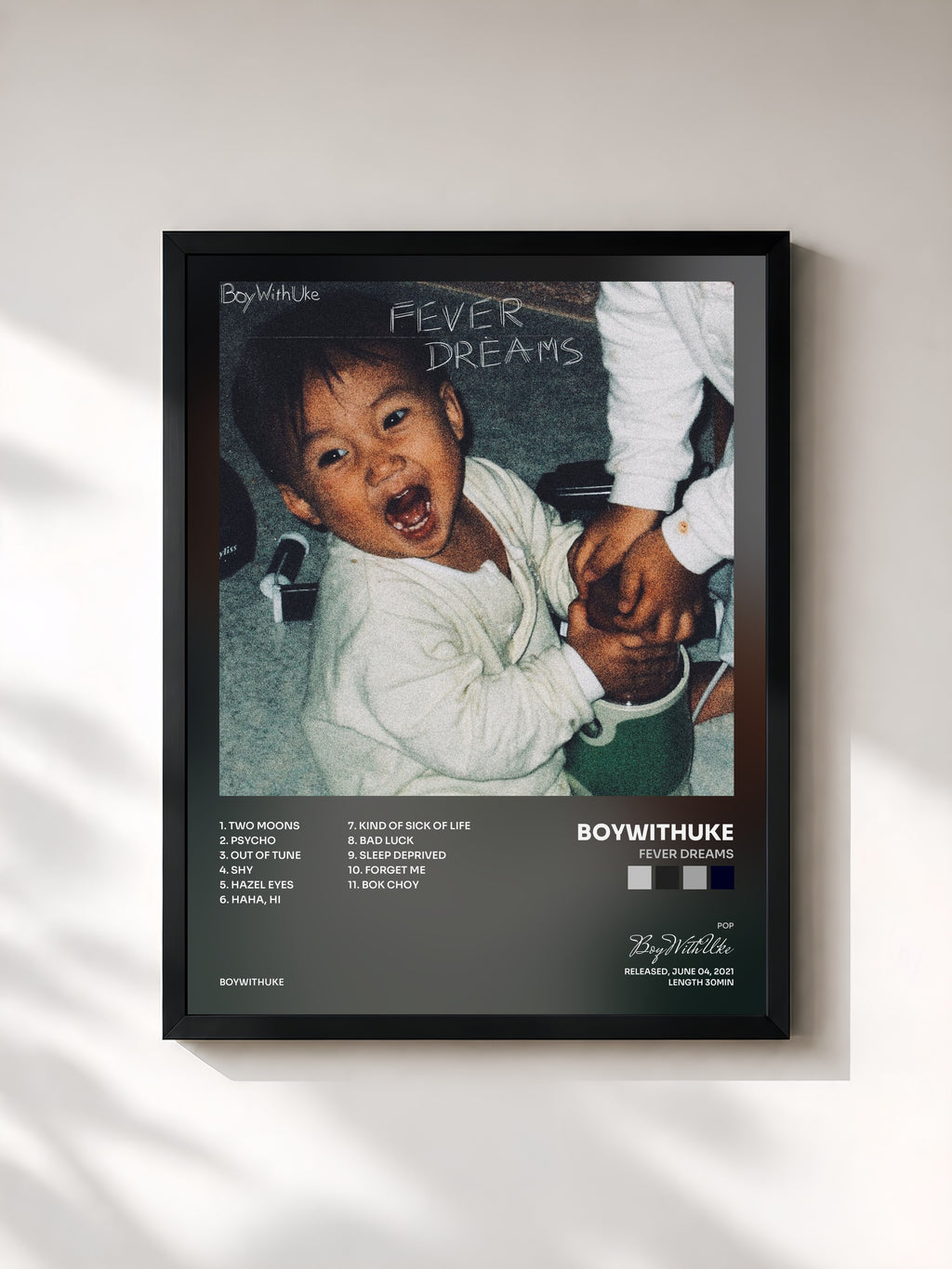#noir Tableau de l'album Fever Dreams de BoyWithUke, cadre noir, imprimé et encadré en France