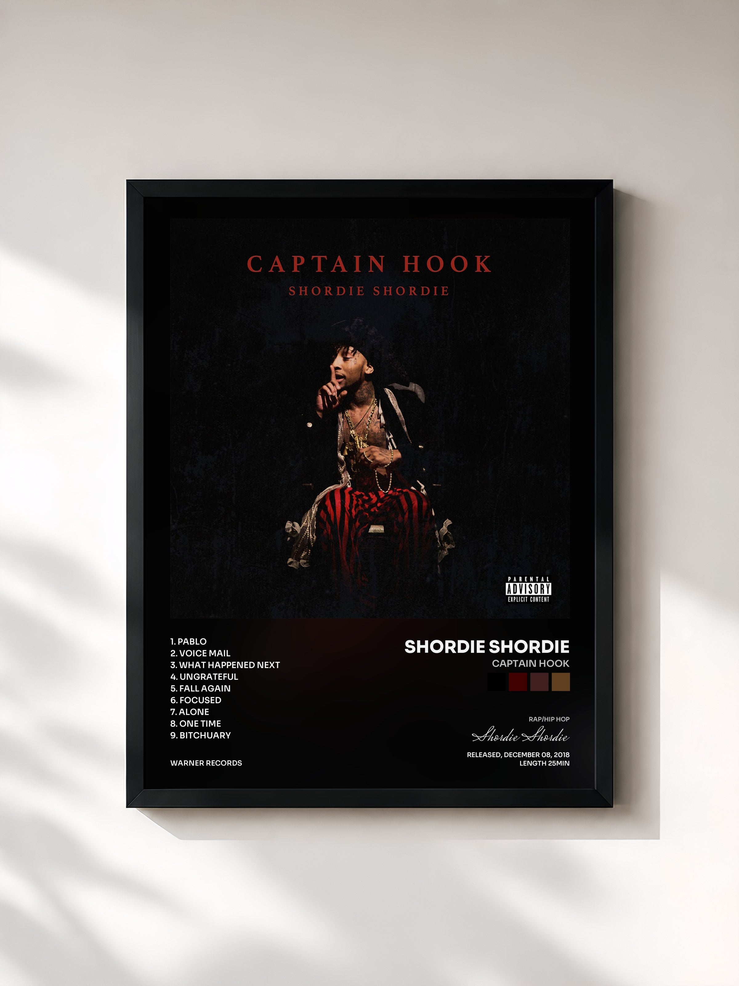 #noir Tableau de l'album Captain Hook de Shordie Shordie, cadre noir, imprimé et encadré en France