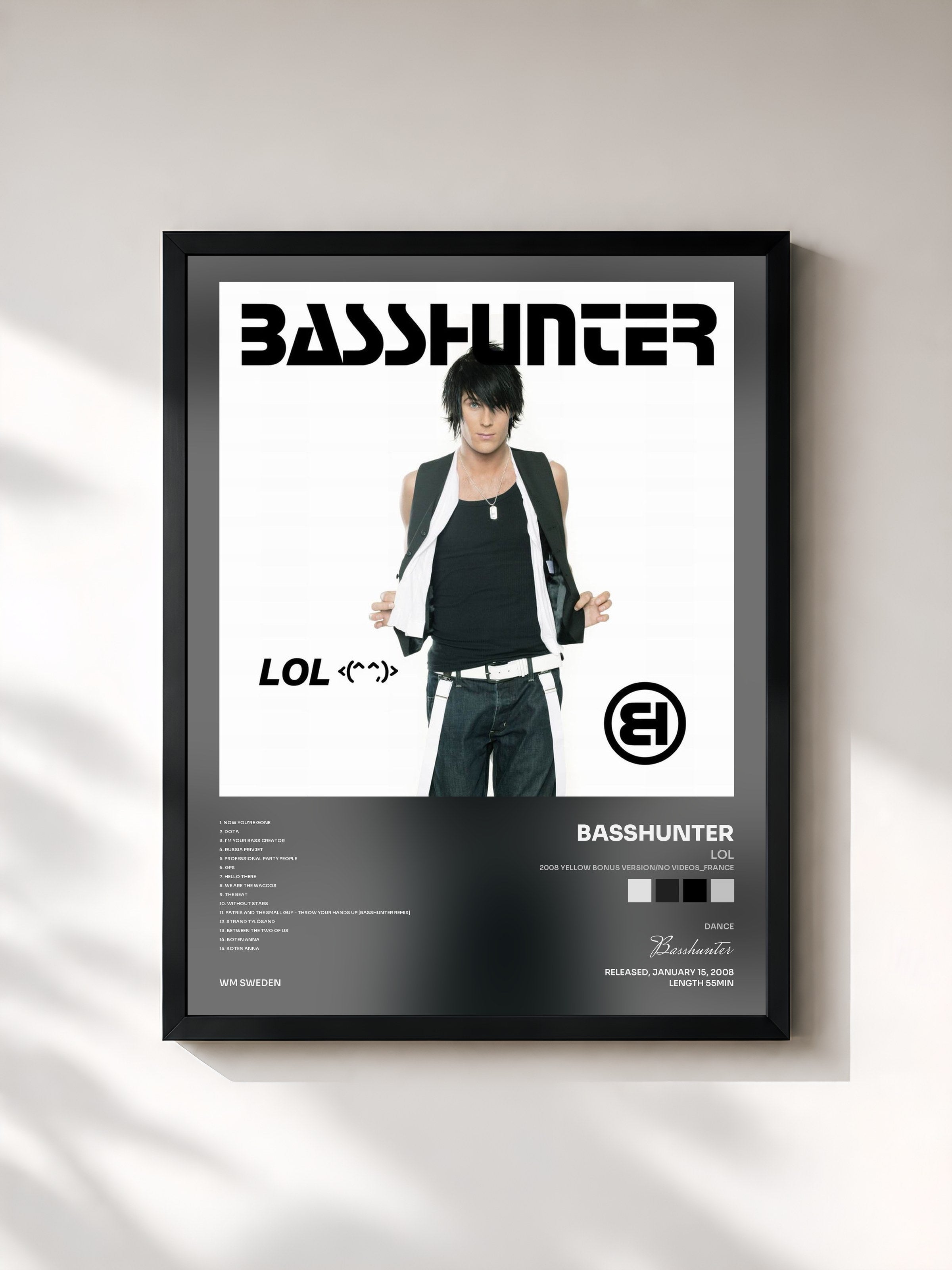 #noir Tableau de l'album LOL (2008 yellow bonus version/no videos_France) de Basshunter, cadre noir, imprimé et encadré en France