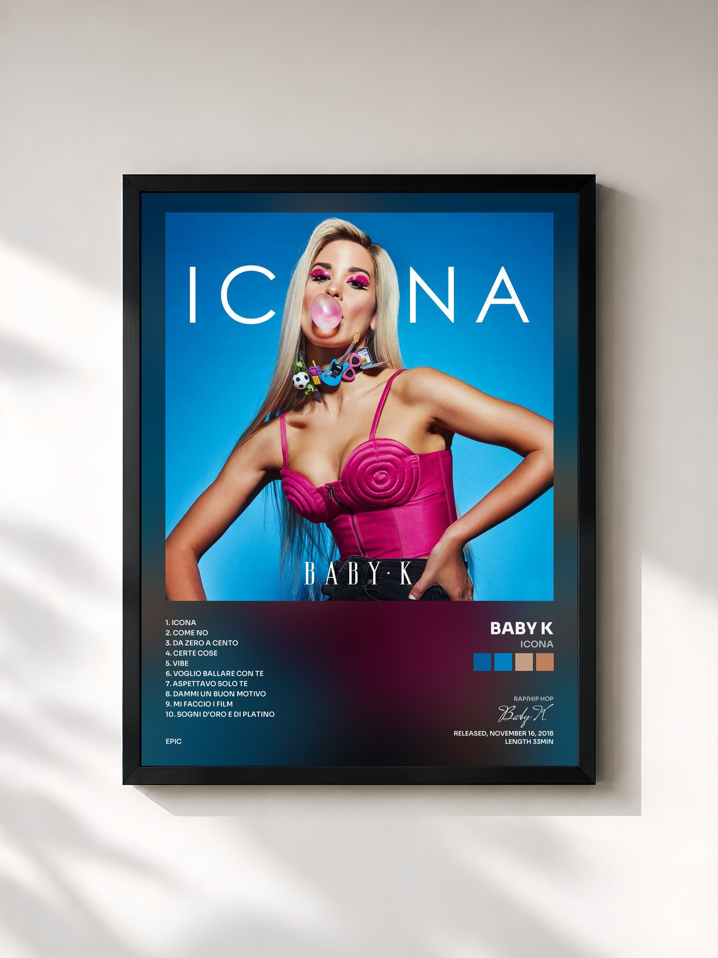 #noir Tableau de l'album Icona de Baby K, cadre noir, imprimé et encadré en France