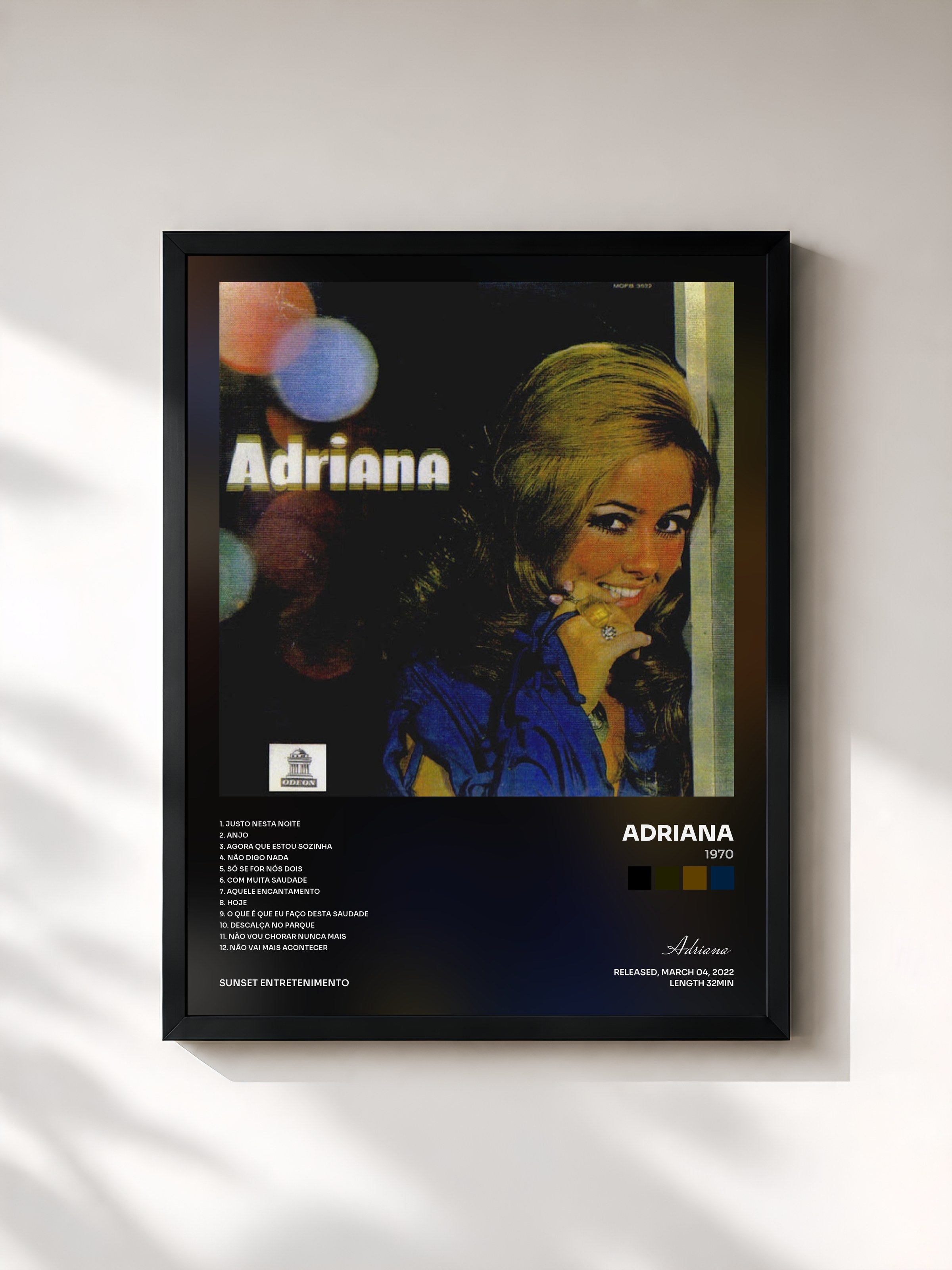 #noir Tableau de l'album 1970 de Adriana, cadre noir, imprimé et encadré en France