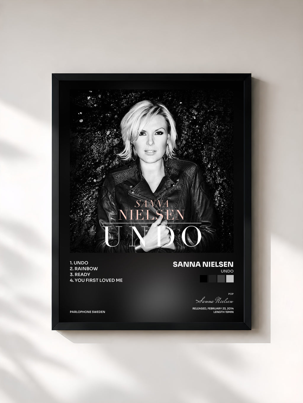#noir Tableau de l'album Undo de Sanna Nielsen, cadre noir, imprimé et encadré en France