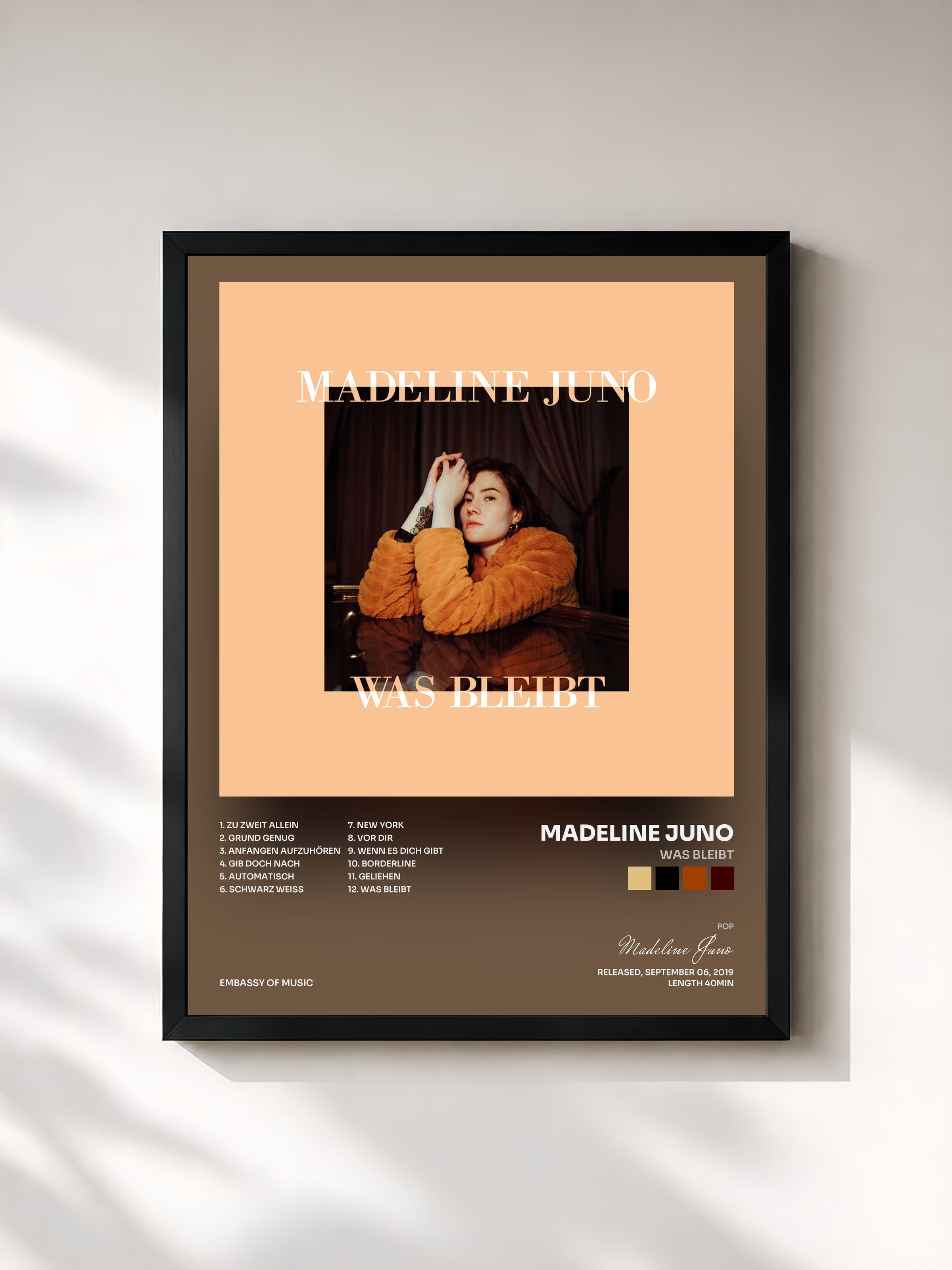 #noir Tableau de l'album Was bleibt de Madeline Juno, cadre noir, imprimé et encadré en France