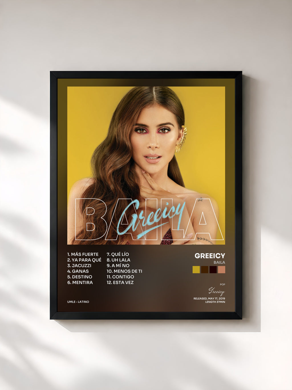 #noir Tableau de l'album Baila de Greeicy, cadre noir, imprimé et encadré en France