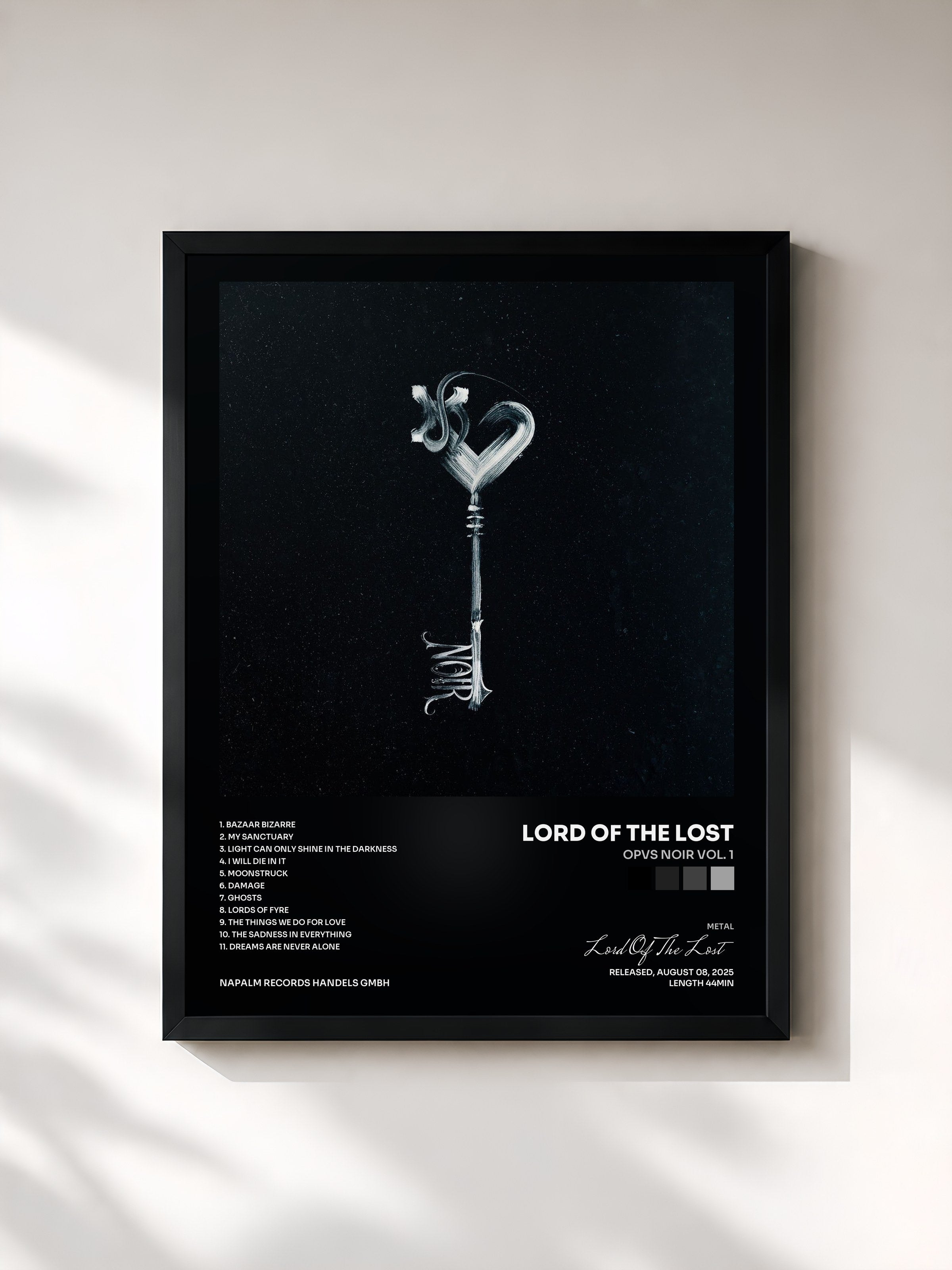 #noir Tableau de l'album OPVS NOIR Vol. 1 de Lord Of The Lost, cadre noir, imprimé et encadré en France