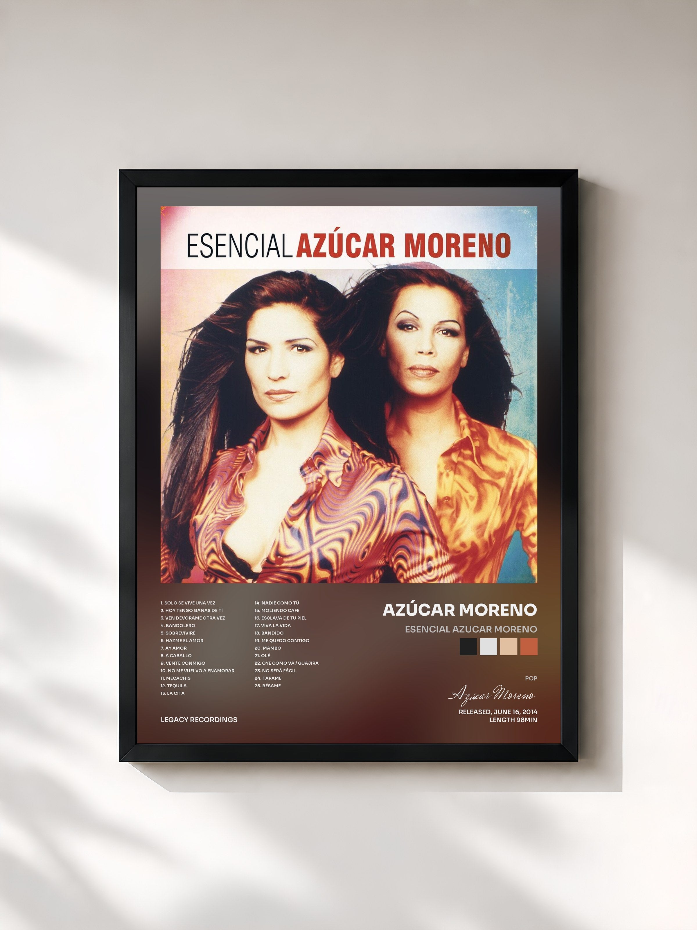 #noir Tableau de l'album Esencial Azucar Moreno de Azúcar Moreno, cadre noir, imprimé et encadré en France
