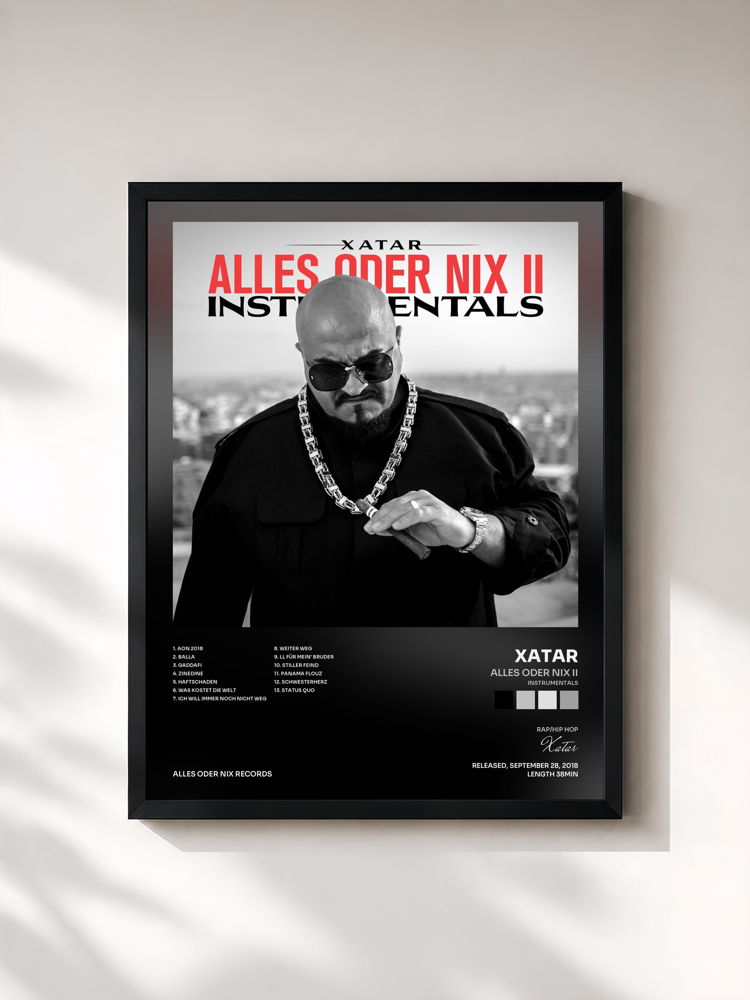 #noir Tableau de l'album ALLES ODER NIX II (Instrumentals) de Xatar, cadre noir, imprimé et encadré en France