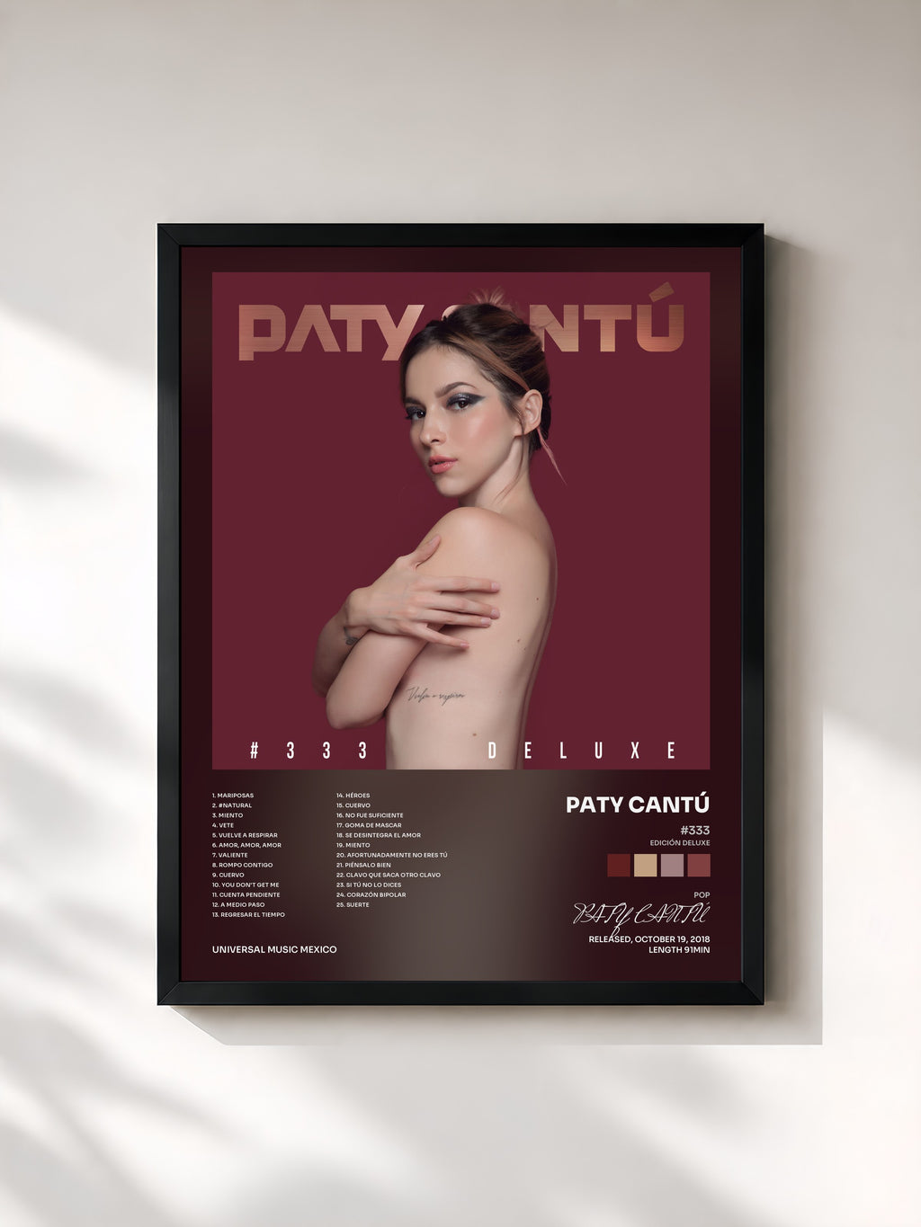 #noir Tableau de l'album #333 (Edición Deluxe) de PATY CANTÚ, cadre noir, imprimé et encadré en France