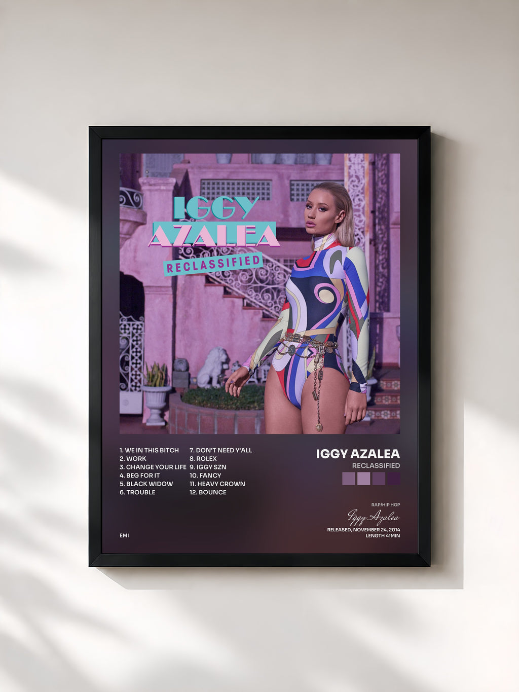 #noir Tableau de l'album Reclassified de Iggy Azalea, cadre noir, imprimé et encadré en France
