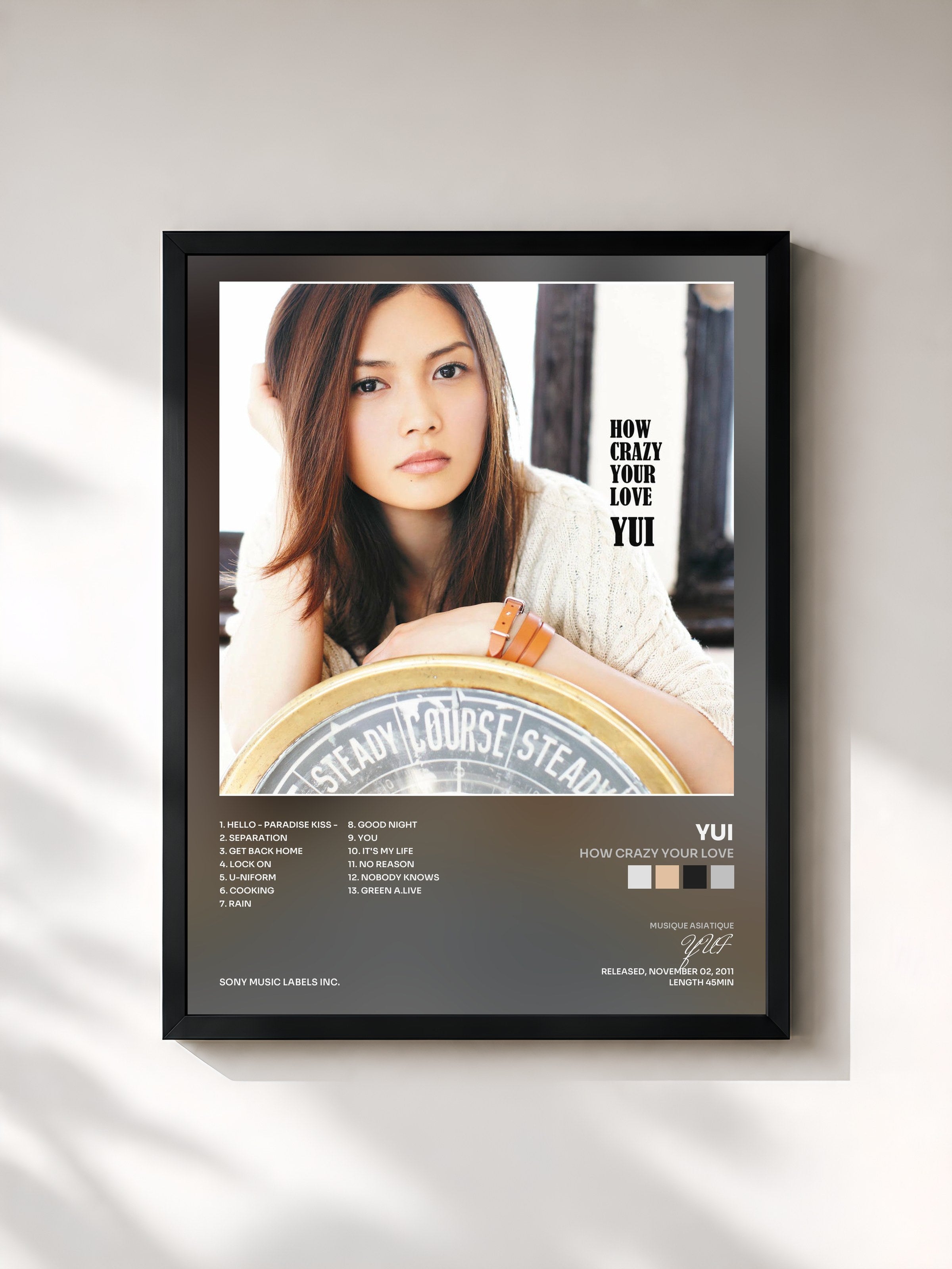 #noir Tableau de l'album How Crazy Your Love de YUI, cadre noir, imprimé et encadré en France