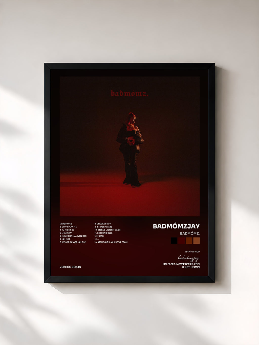 #noir Tableau de l'album badmómz. de badmómzjay, cadre noir, imprimé et encadré en France