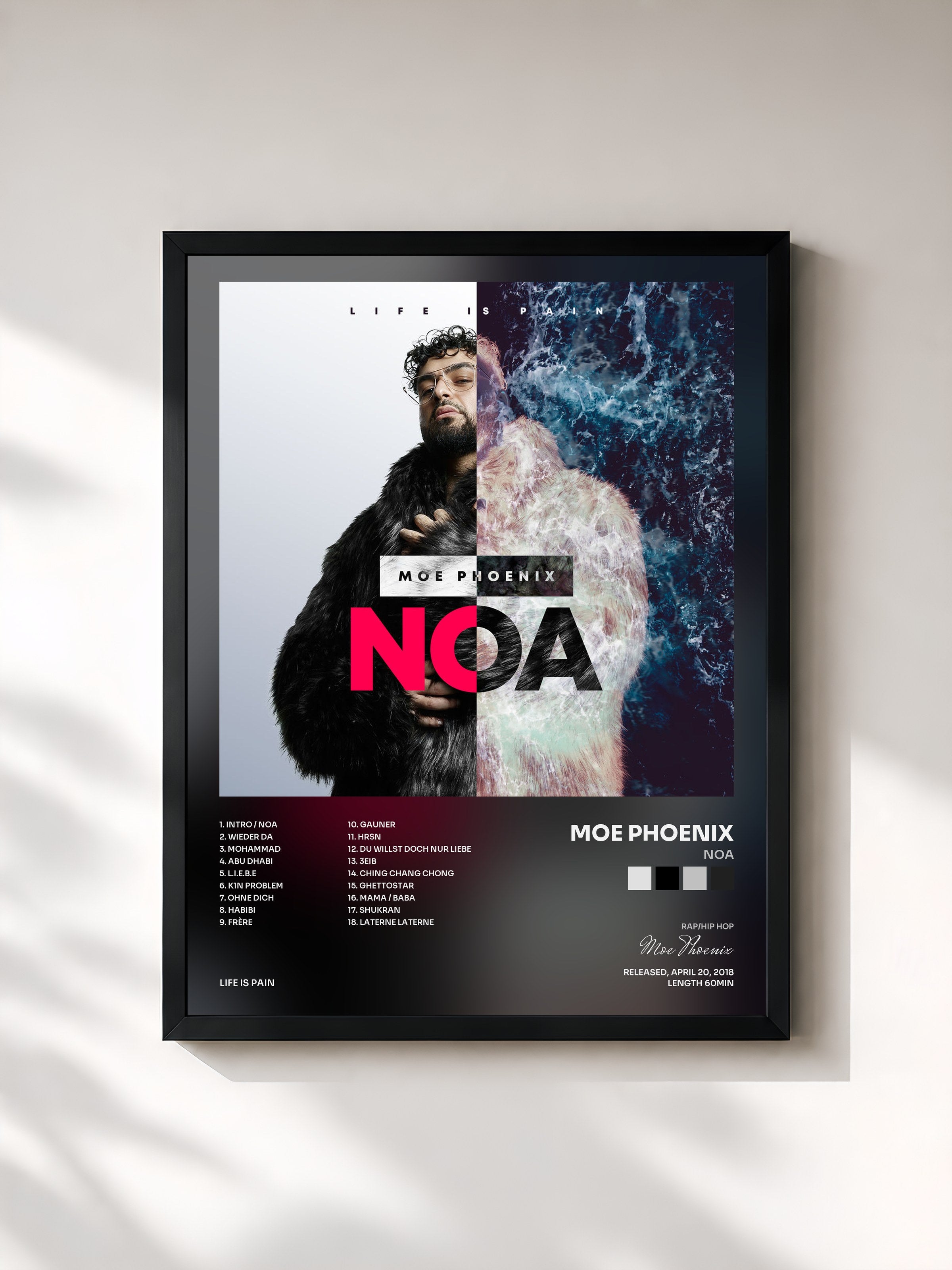 #noir Tableau de l'album NOA de Moe Phoenix, cadre noir, imprimé et encadré en France