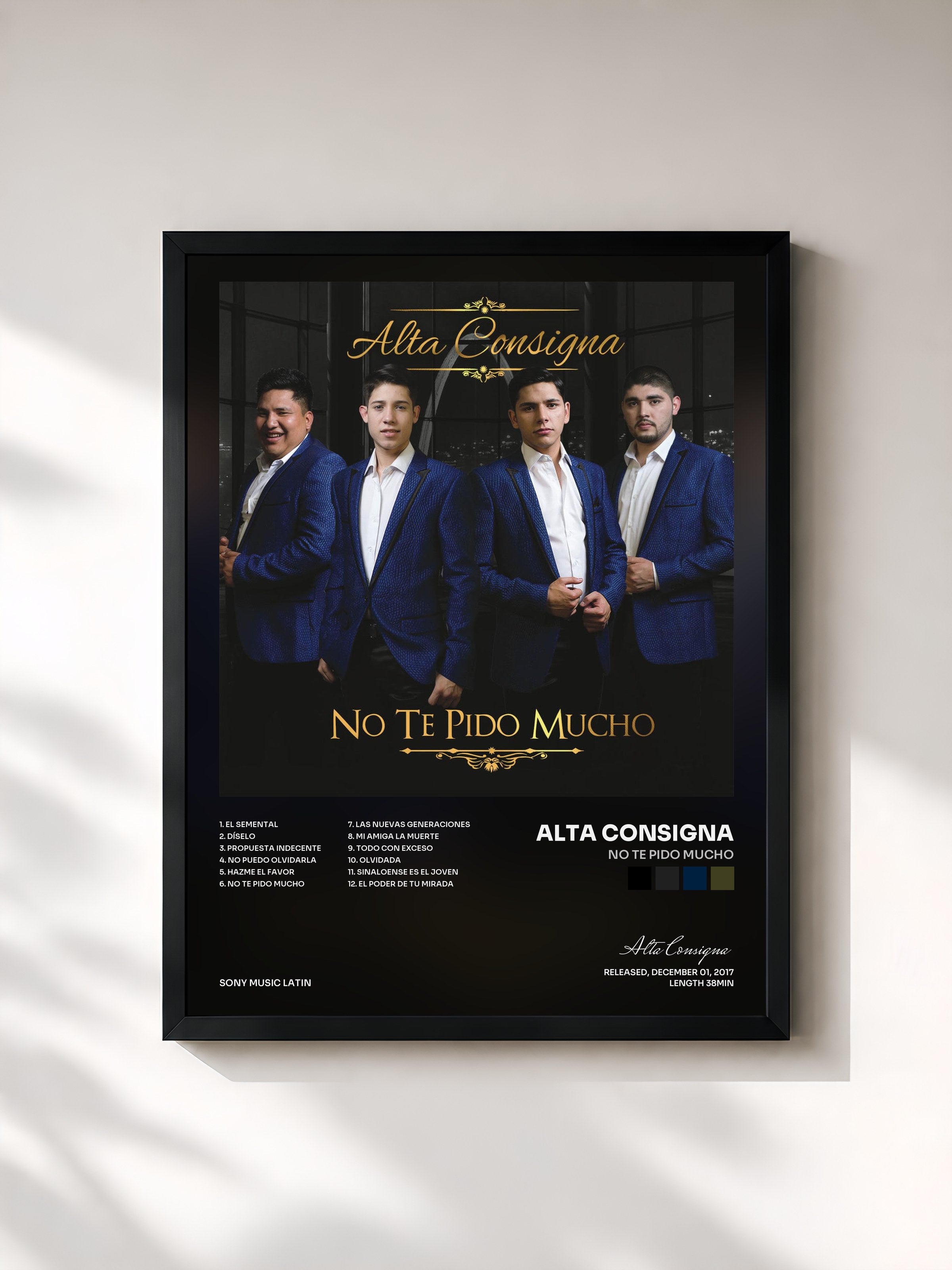 #noir Tableau de l'album No Te Pido Mucho de Alta Consigna, cadre noir, imprimé et encadré en France