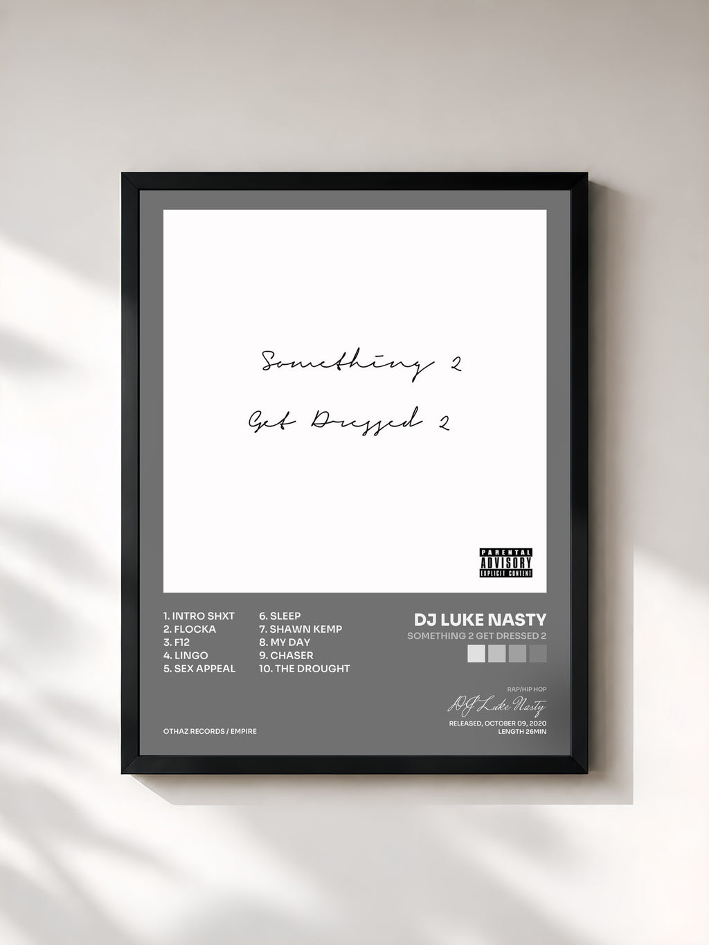 #noir Tableau de l'album Something 2 Get Dressed 2 de DJ Luke Nasty, cadre noir, imprimé et encadré en France