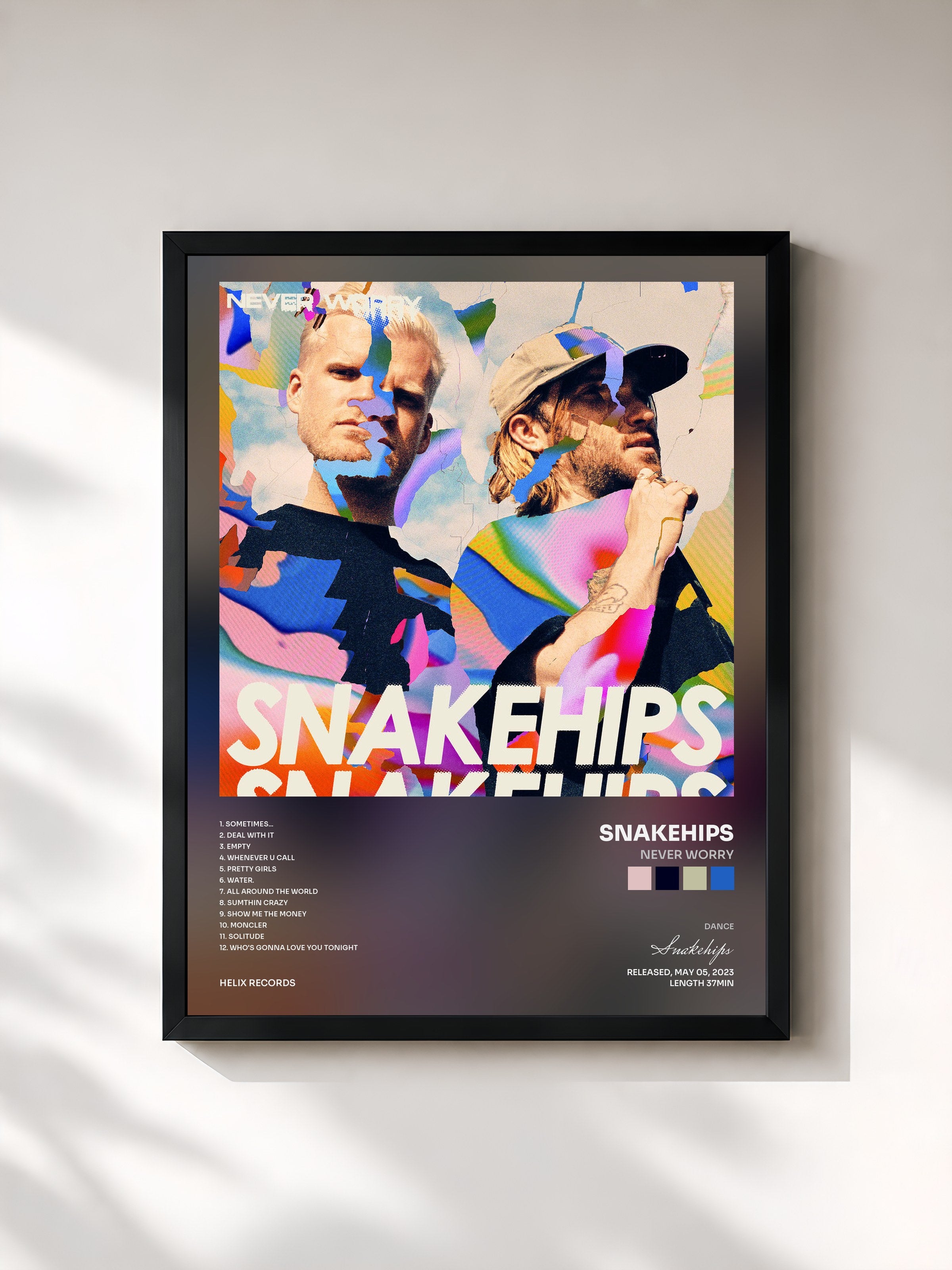 #noir Tableau de l'album never worry de Snakehips, cadre noir, imprimé et encadré en France