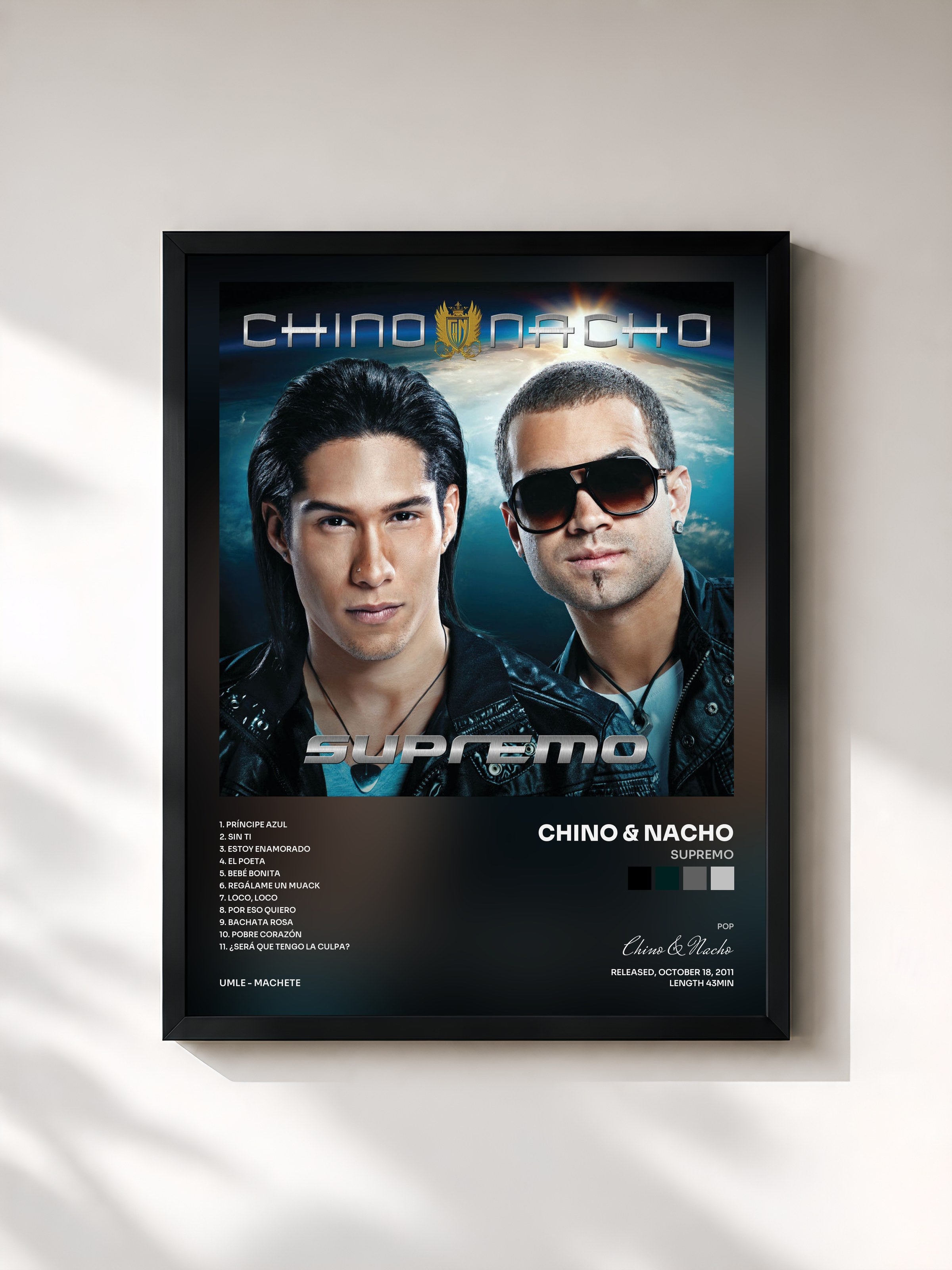 #noir Tableau de l'album Supremo de Chino & Nacho, cadre noir, imprimé et encadré en France
