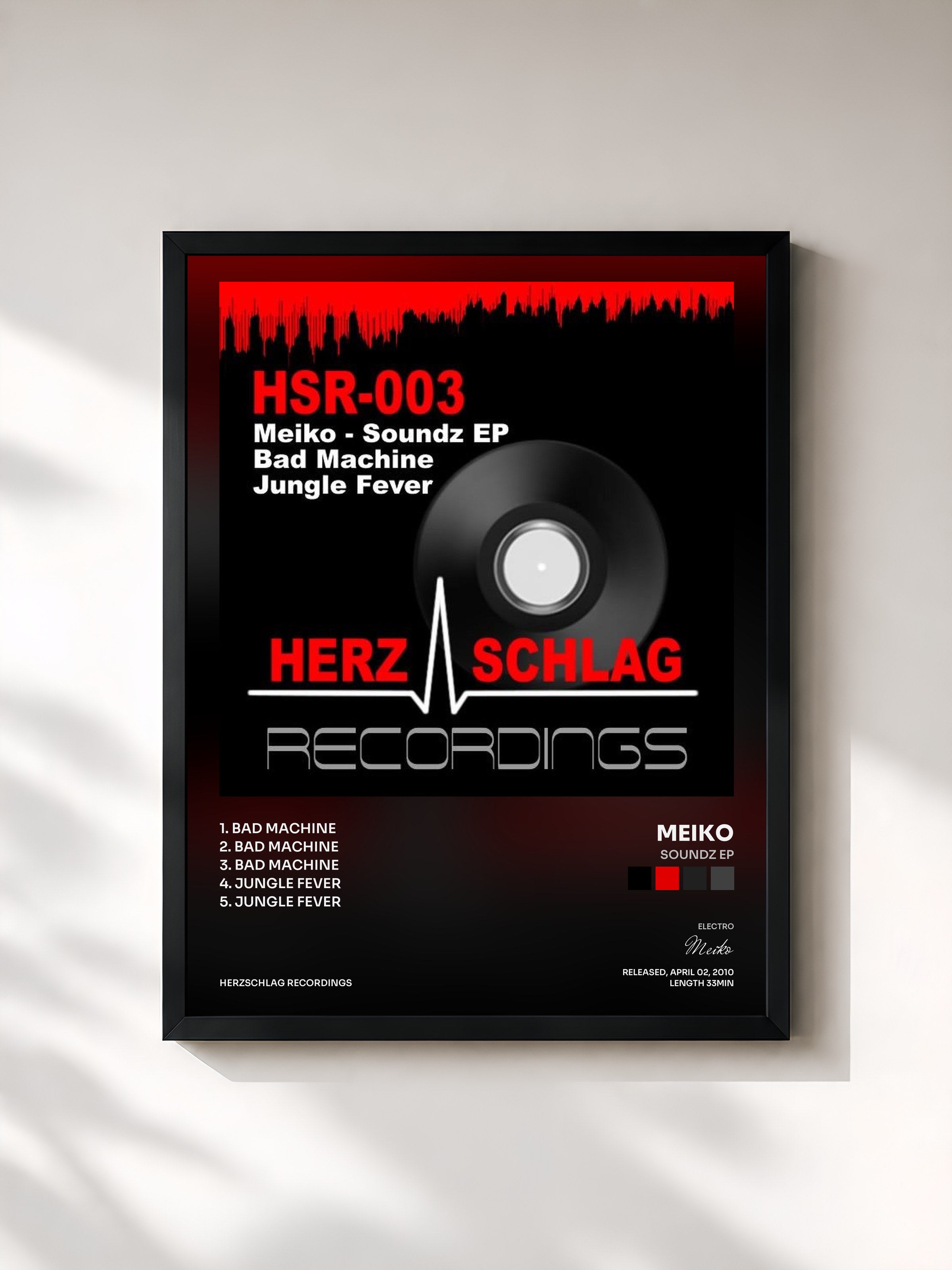 #noir Tableau de l'album Soundz EP de Meiko, cadre noir, imprimé et encadré en France