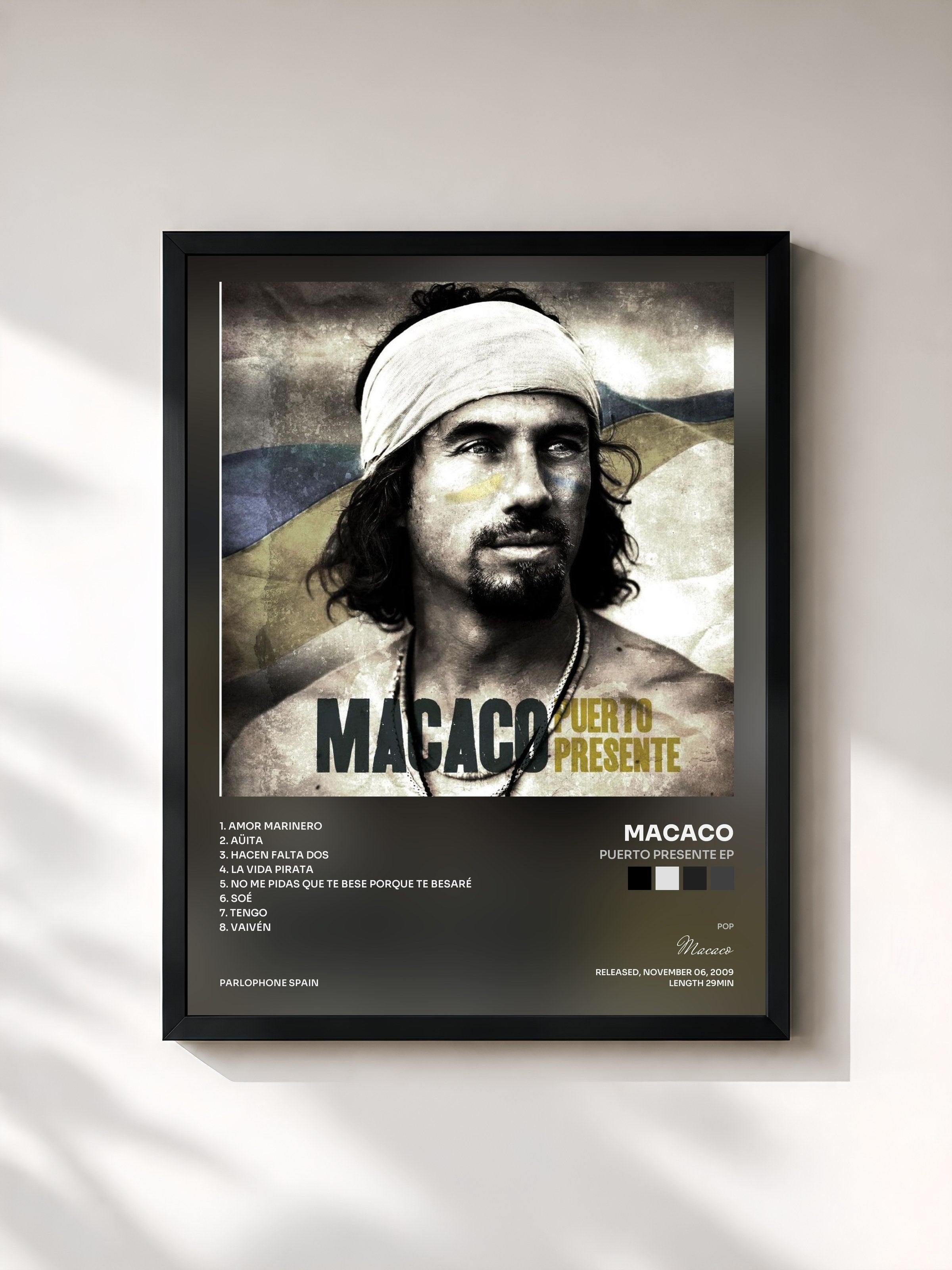 #noir Tableau de l'album Puerto Presente EP de Macaco, cadre noir, imprimé et encadré en France