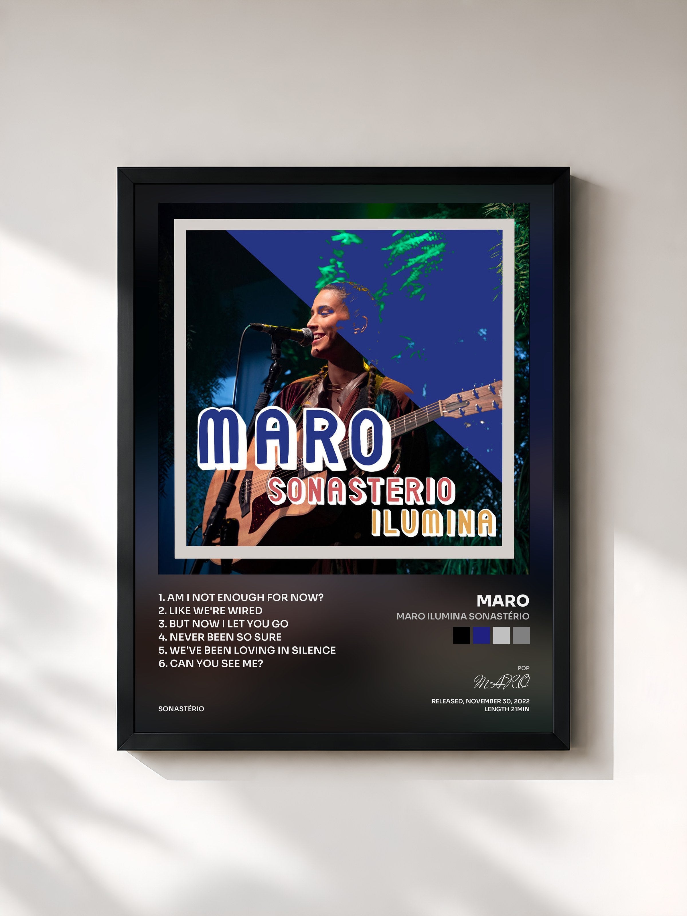 #noir Tableau de l'album MARO ilumina Sonastério de MARO, cadre noir, imprimé et encadré en France