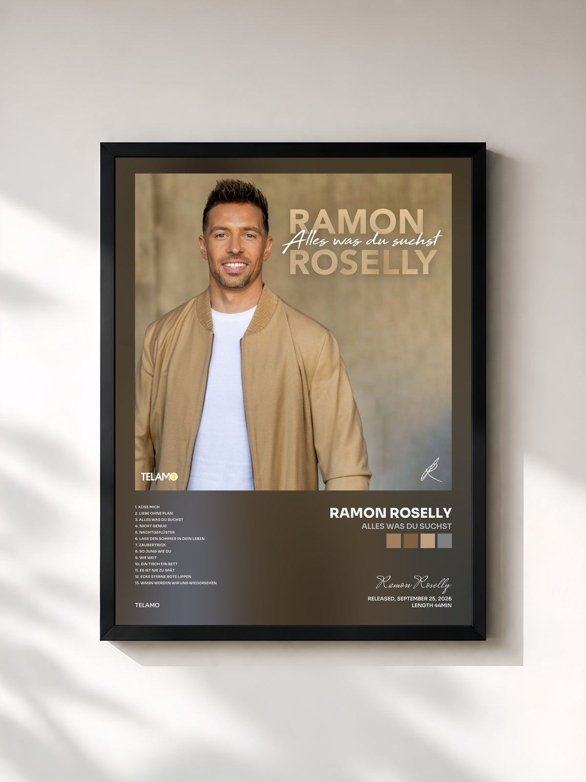 #noir Tableau de l'album Alles was du suchst de Ramon Roselly, cadre noir, imprimé et encadré en France