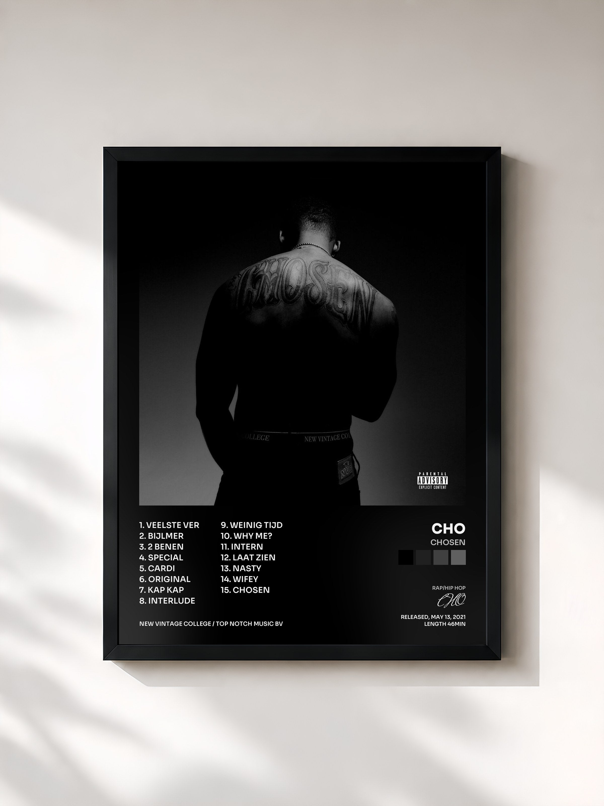 #noir Tableau de l'album CHOSEN de CHO, cadre noir, imprimé et encadré en France