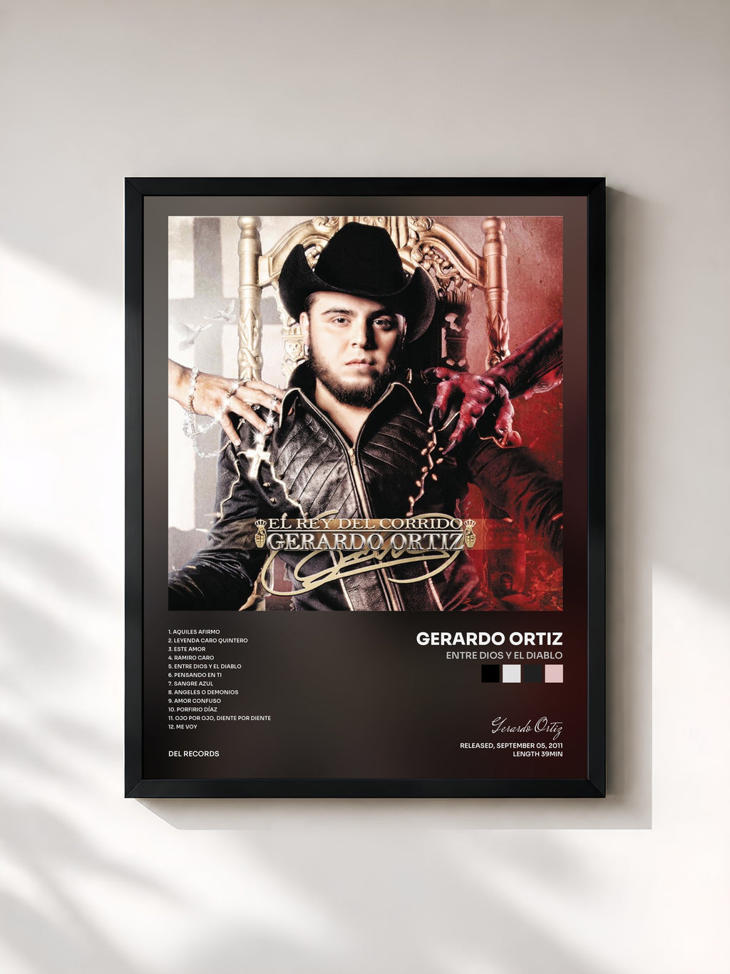 #noir Tableau de l'album Entre Dios Y El Diablo de Gerardo Ortiz, cadre noir, imprimé et encadré en France