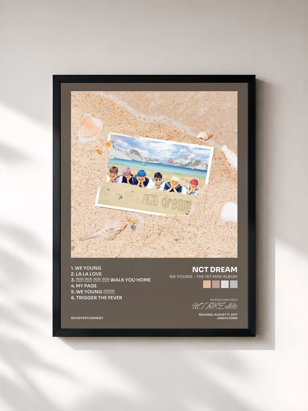 #noir Tableau de l'album We Young - The 1st Mini Album de NCT DREAM, cadre noir, imprimé et encadré en France