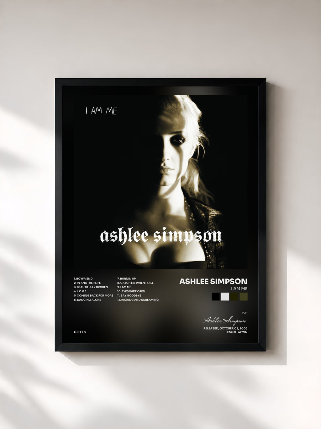 #noir Tableau de l'album I Am Me de Ashlee Simpson, cadre noir, imprimé et encadré en France