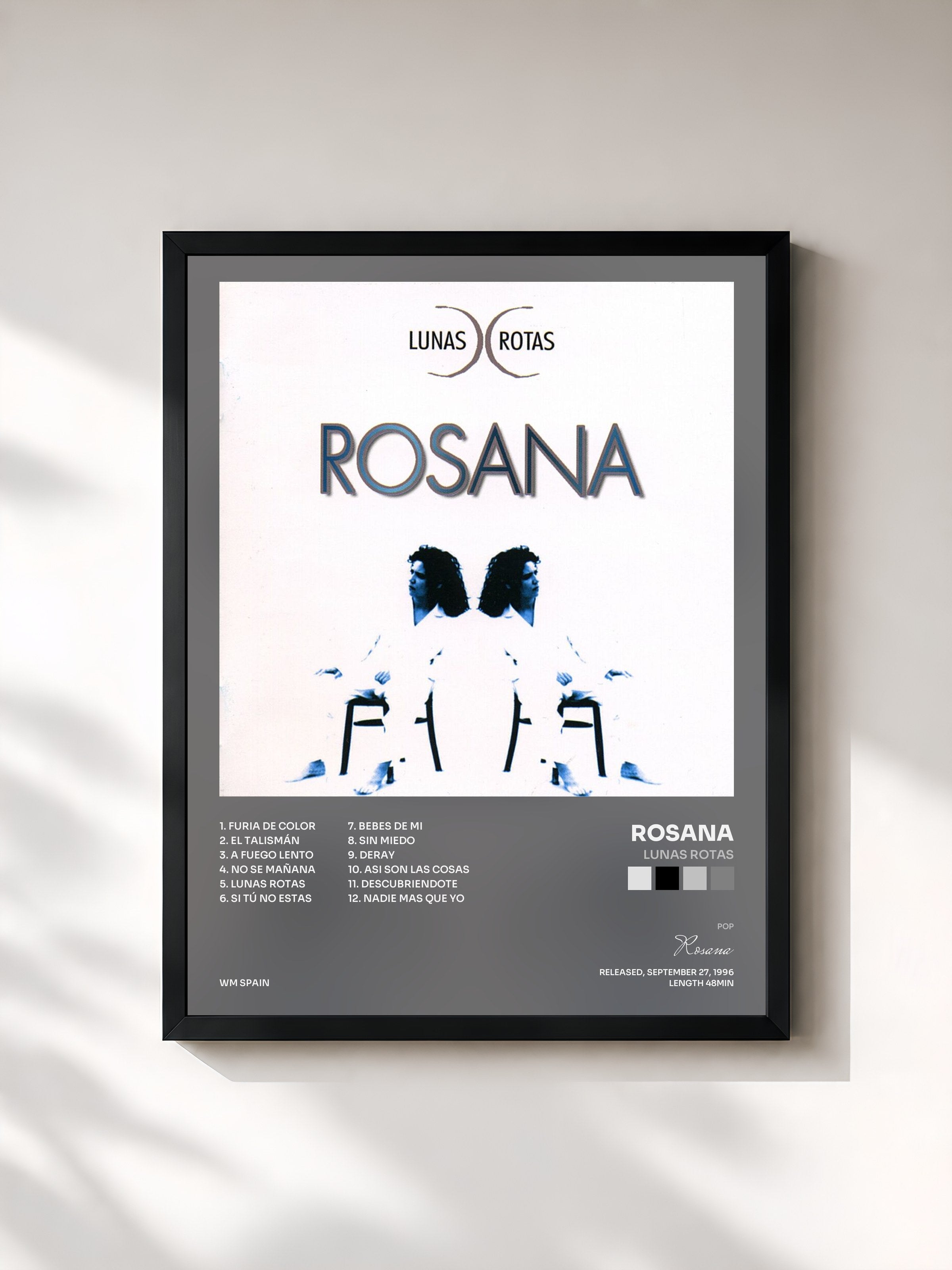 #noir Tableau de l'album Lunas Rotas de Rosana, cadre noir, imprimé et encadré en France