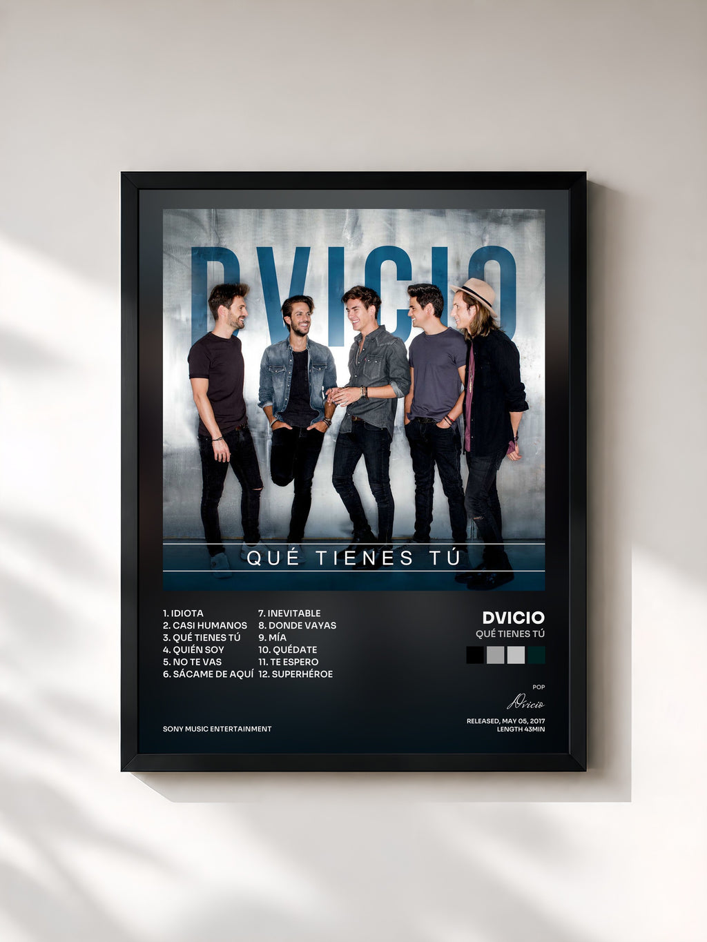 #noir Tableau de l'album Qué Tienes Tú de Dvicio, cadre noir, imprimé et encadré en France