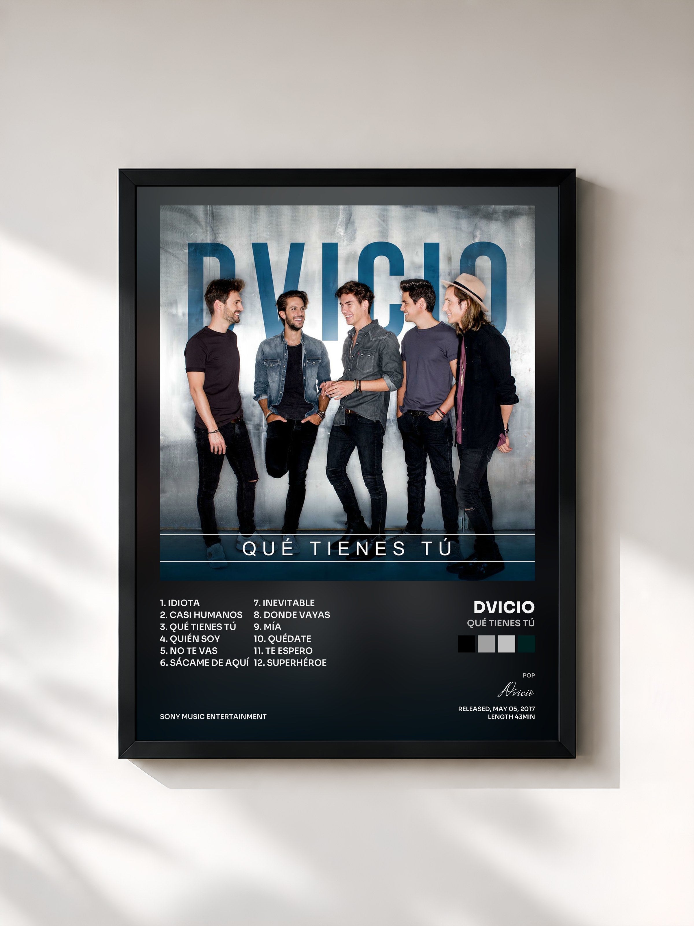 #noir Tableau de l'album Qué Tienes Tú de Dvicio, cadre noir, imprimé et encadré en France