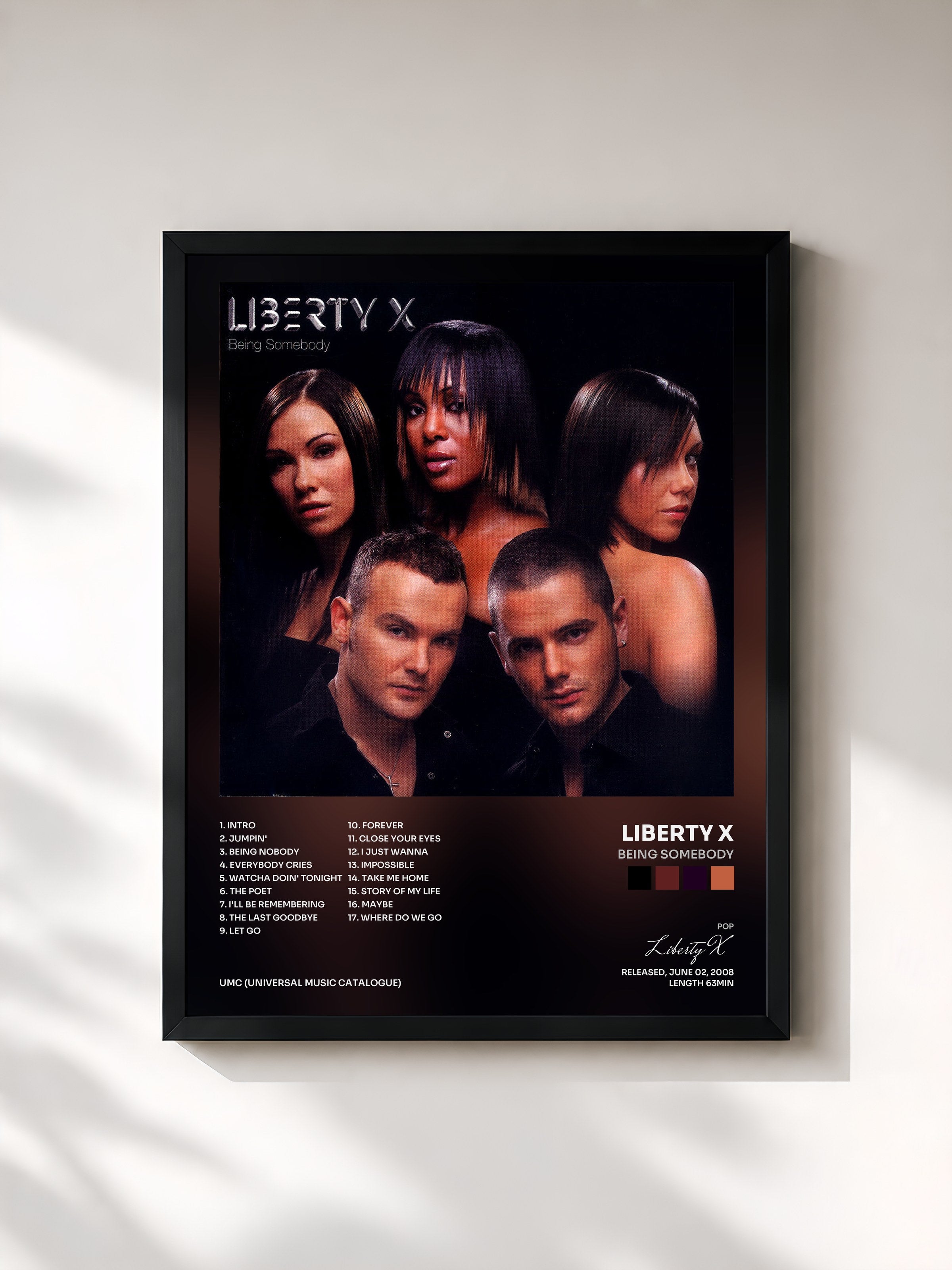 #noir Tableau de l'album Being Somebody de Liberty X, cadre noir, imprimé et encadré en France