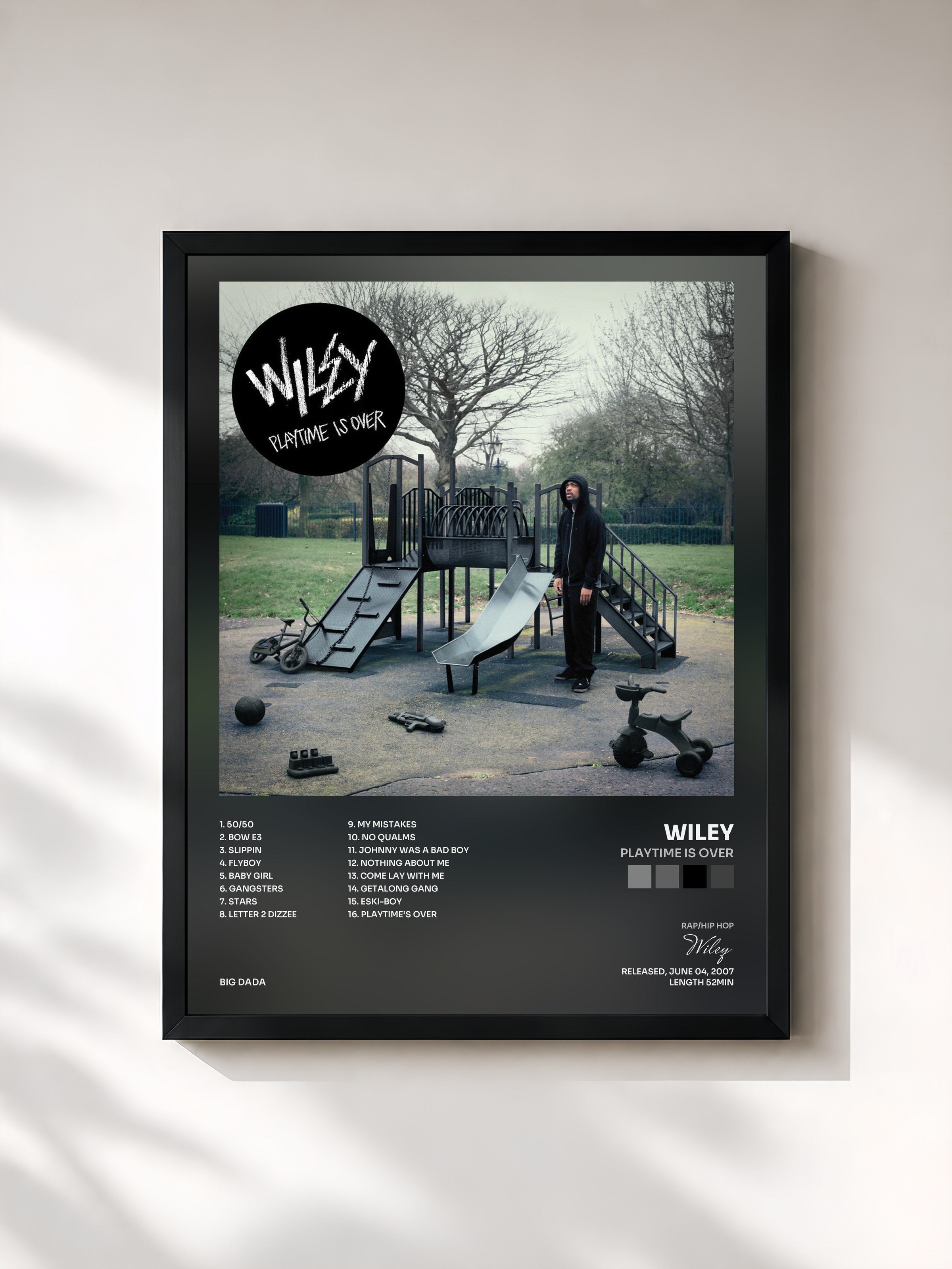 #noir Tableau de l'album Playtime Is Over de Wiley, cadre noir, imprimé et encadré en France