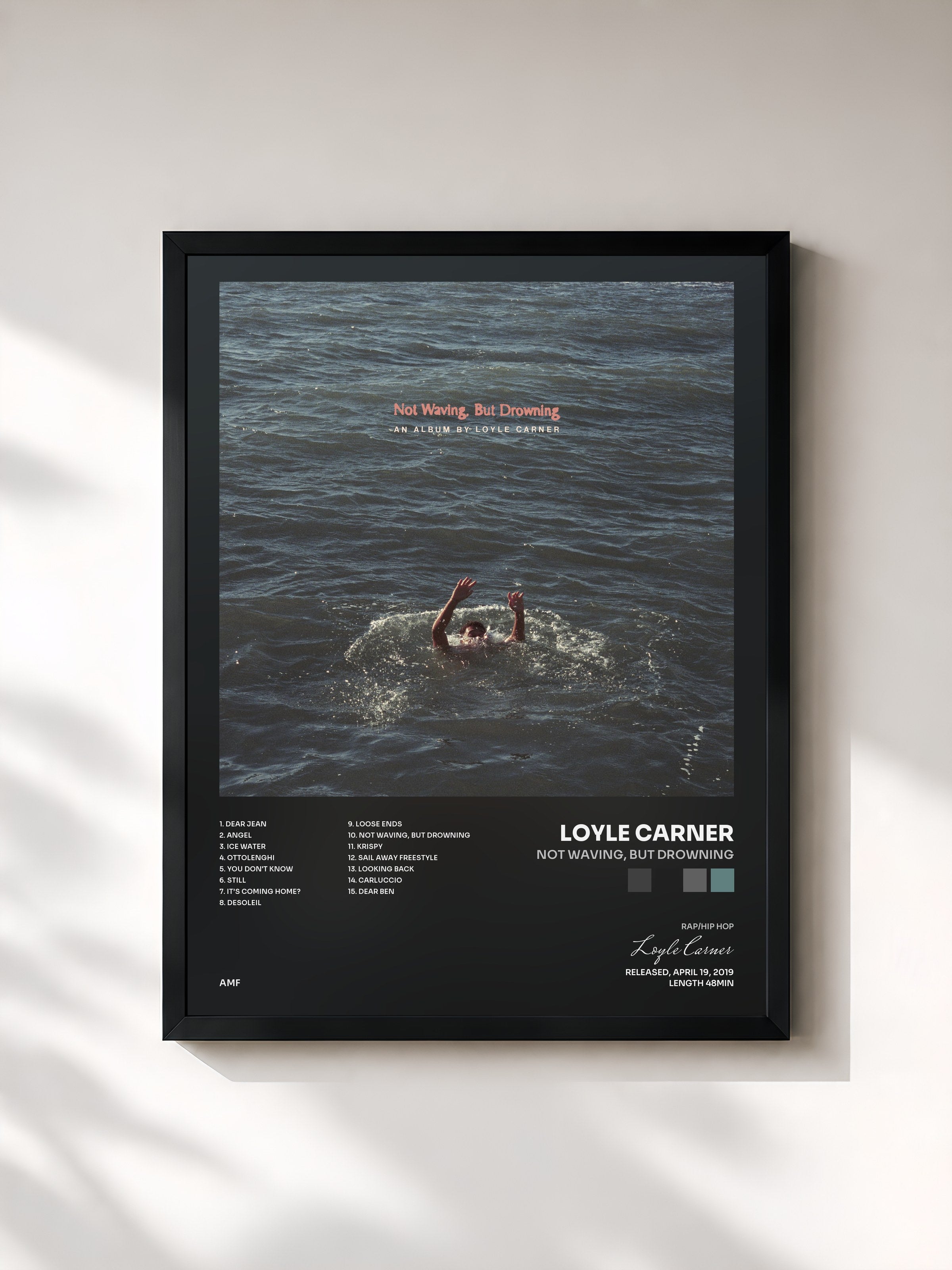 #noir Tableau de l'album Not Waving, But Drowning de Loyle Carner, cadre noir, imprimé et encadré en France