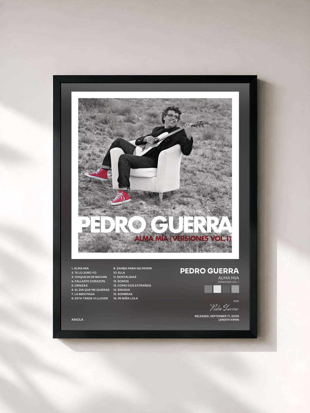 #noir Tableau de l'album Alma Mia (Versiones Vol. 1) de Pedro Guerra, cadre noir, imprimé et encadré en France