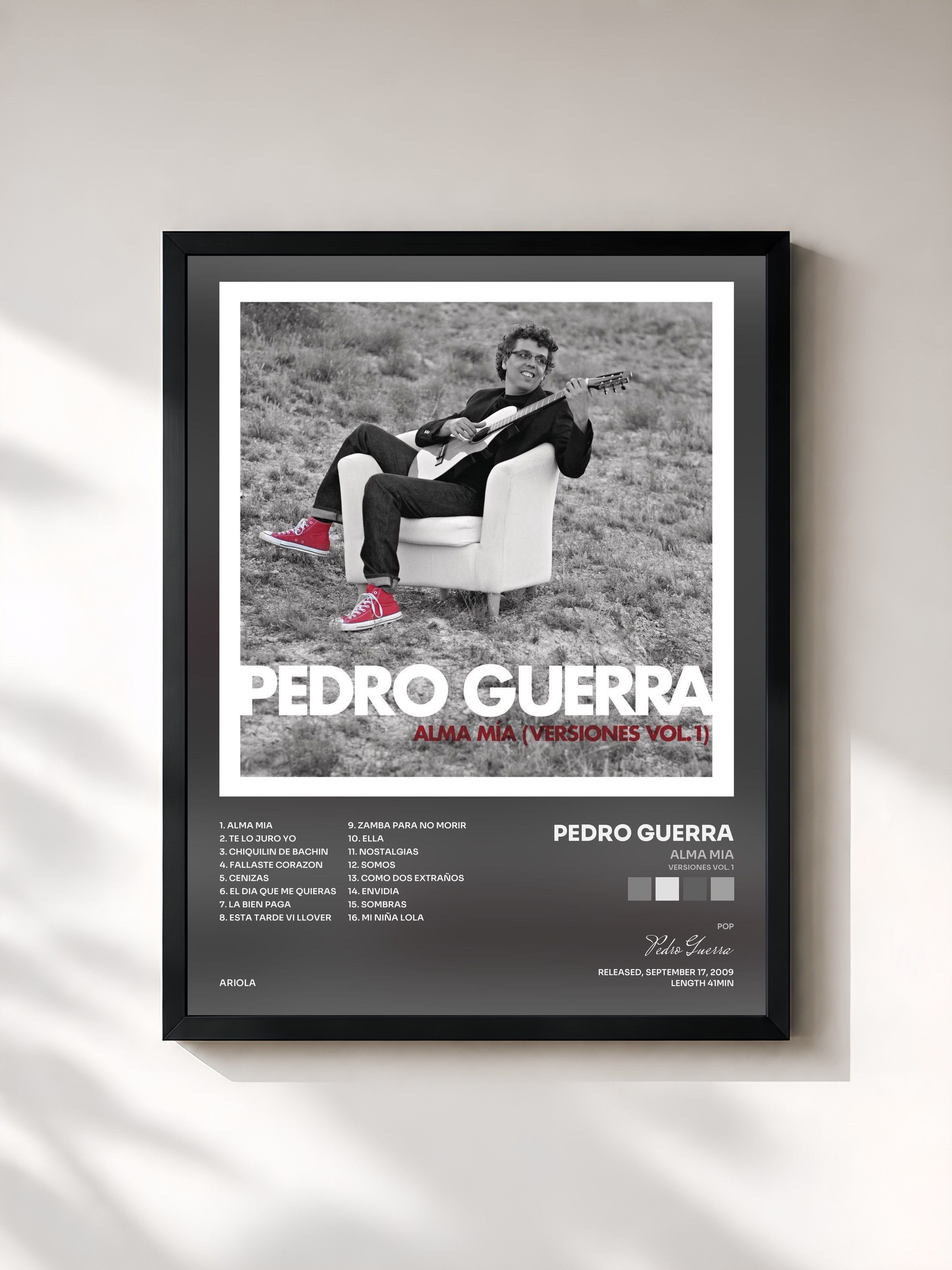 #noir Tableau de l'album Alma Mia (Versiones Vol. 1) de Pedro Guerra, cadre noir, imprimé et encadré en France
