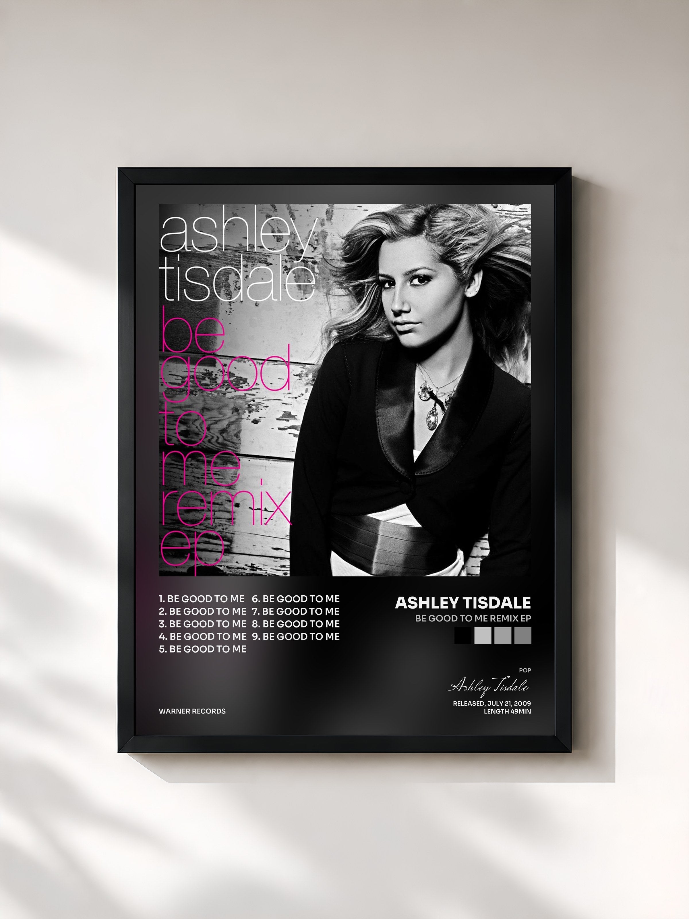 #noir Tableau de l'album Be Good to Me Remix EP de Ashley Tisdale, cadre noir, imprimé et encadré en France
