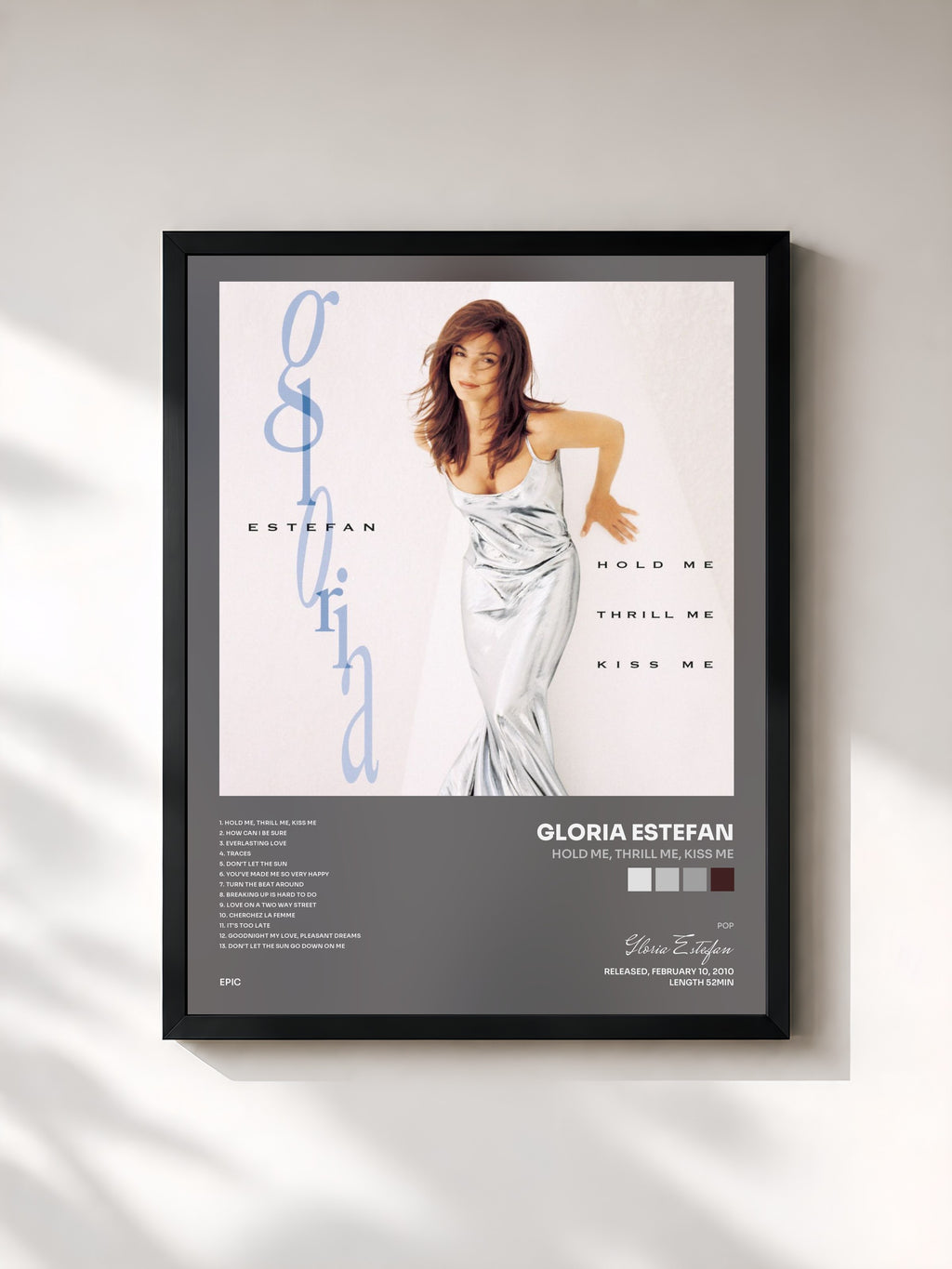 #noir Tableau de l'album Hold Me, Thrill Me, Kiss Me de Gloria Estefan, cadre noir, imprimé et encadré en France