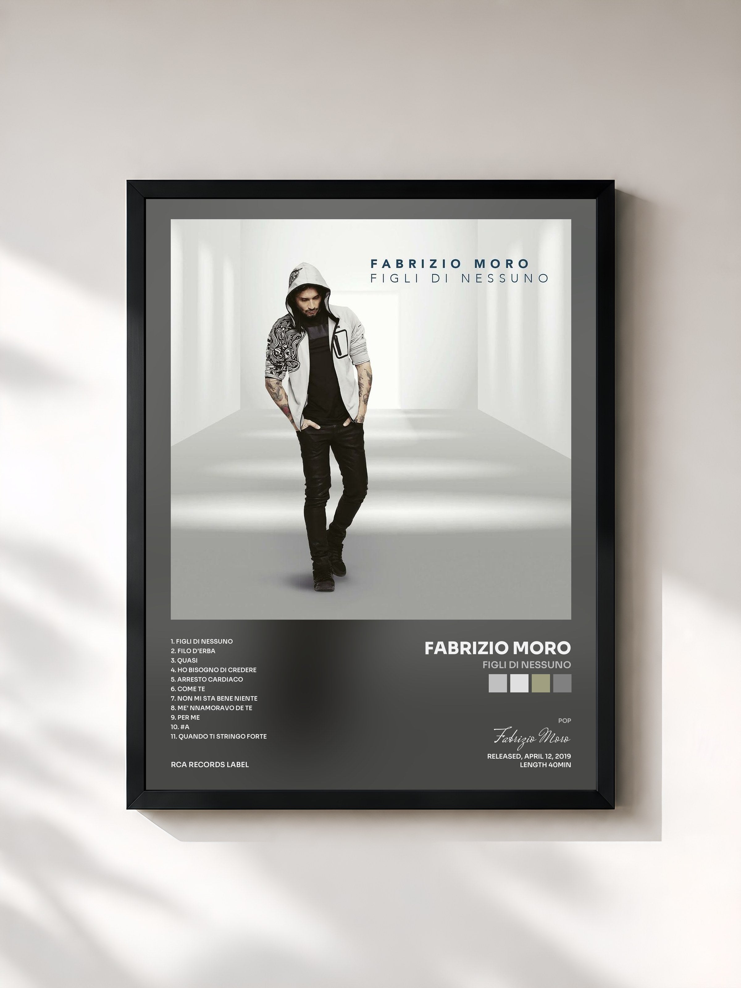#noir Tableau de l'album Figli di nessuno de Fabrizio Moro, cadre noir, imprimé et encadré en France