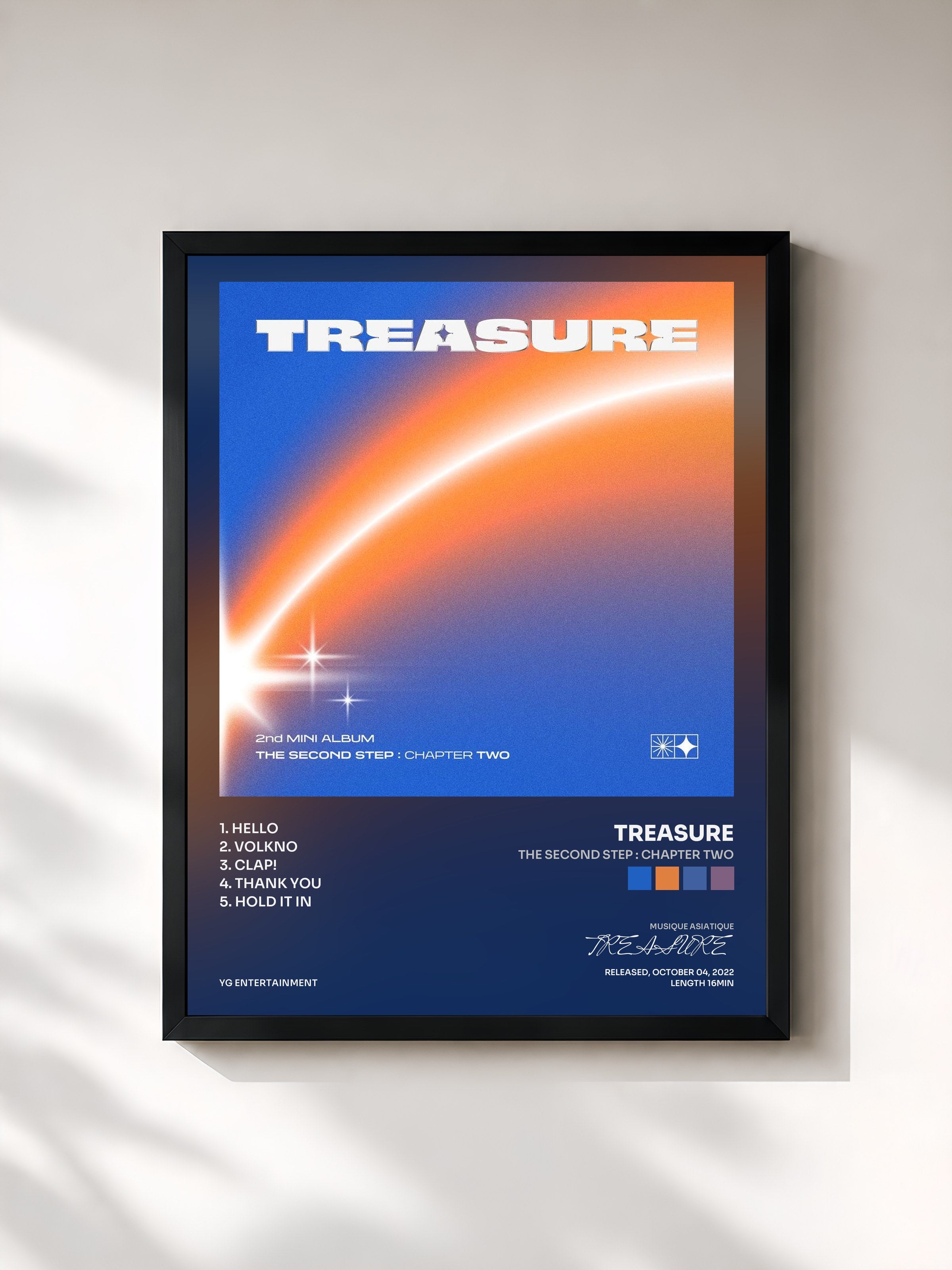#noir Tableau de l'album THE SECOND STEP : CHAPTER TWO de TREASURE, cadre noir, imprimé et encadré en France