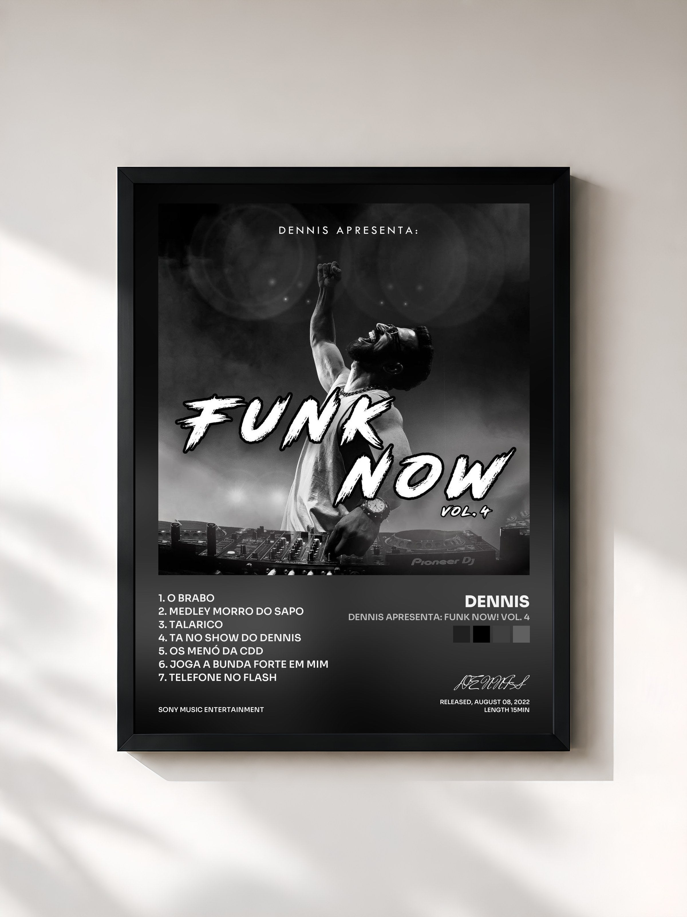 #noir Tableau de l'album DENNIS Apresenta: Funk Now! Vol. 4 de DENNIS, cadre noir, imprimé et encadré en France