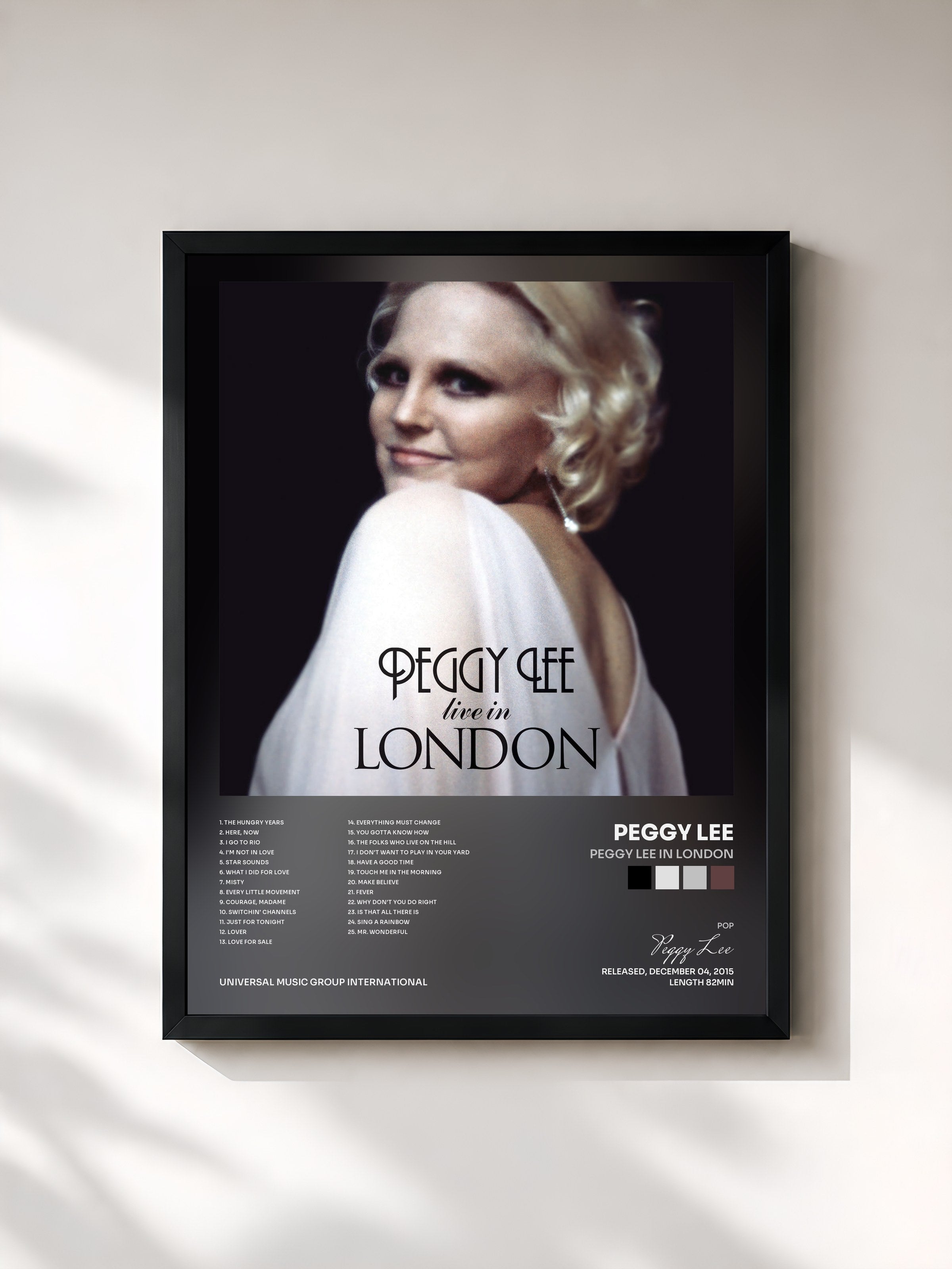 #noir Tableau de l'album Peggy Lee In London de Peggy Lee, cadre noir, imprimé et encadré en France