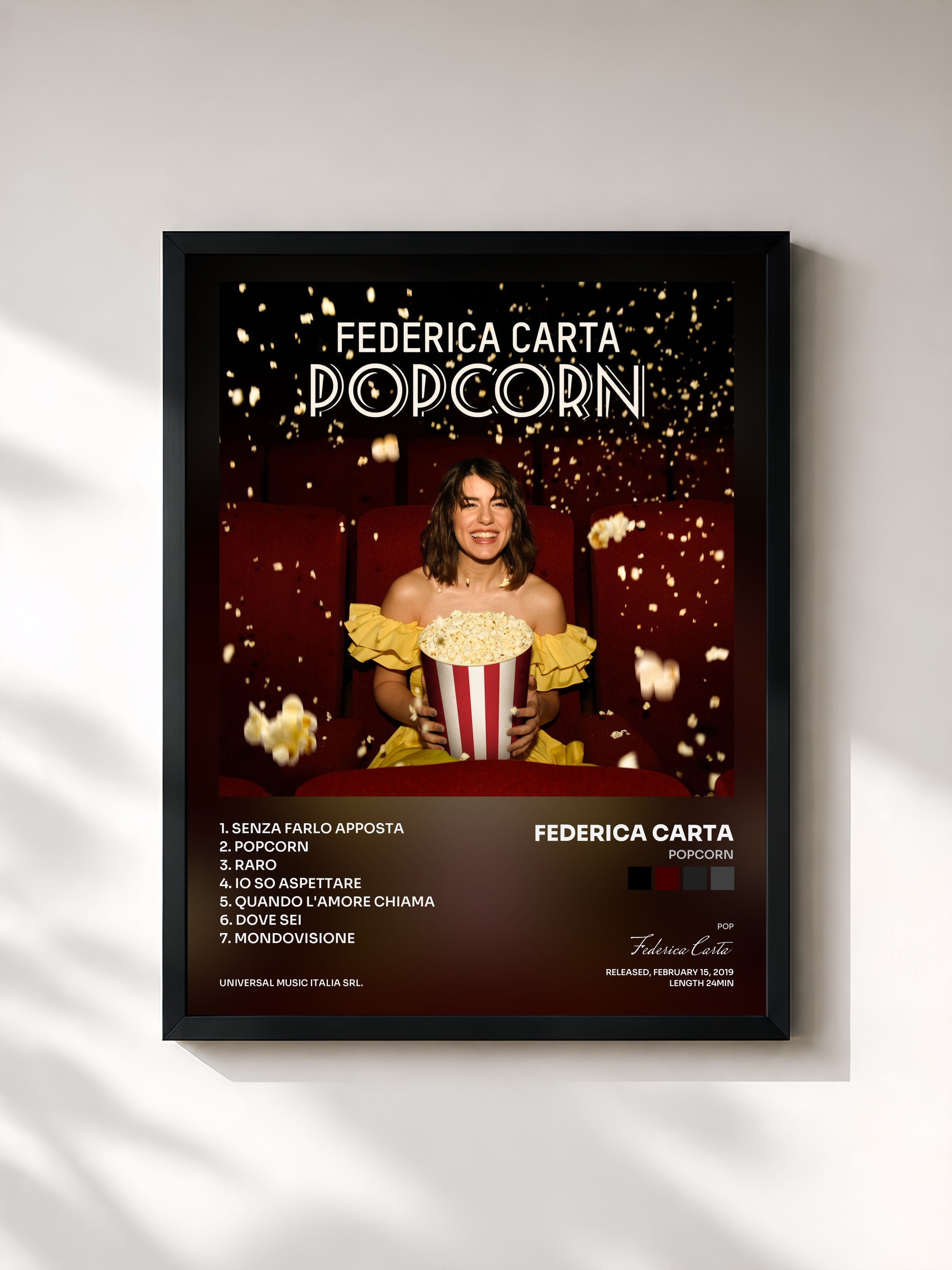 #noir Tableau de l'album Popcorn de Federica Carta, cadre noir, imprimé et encadré en France