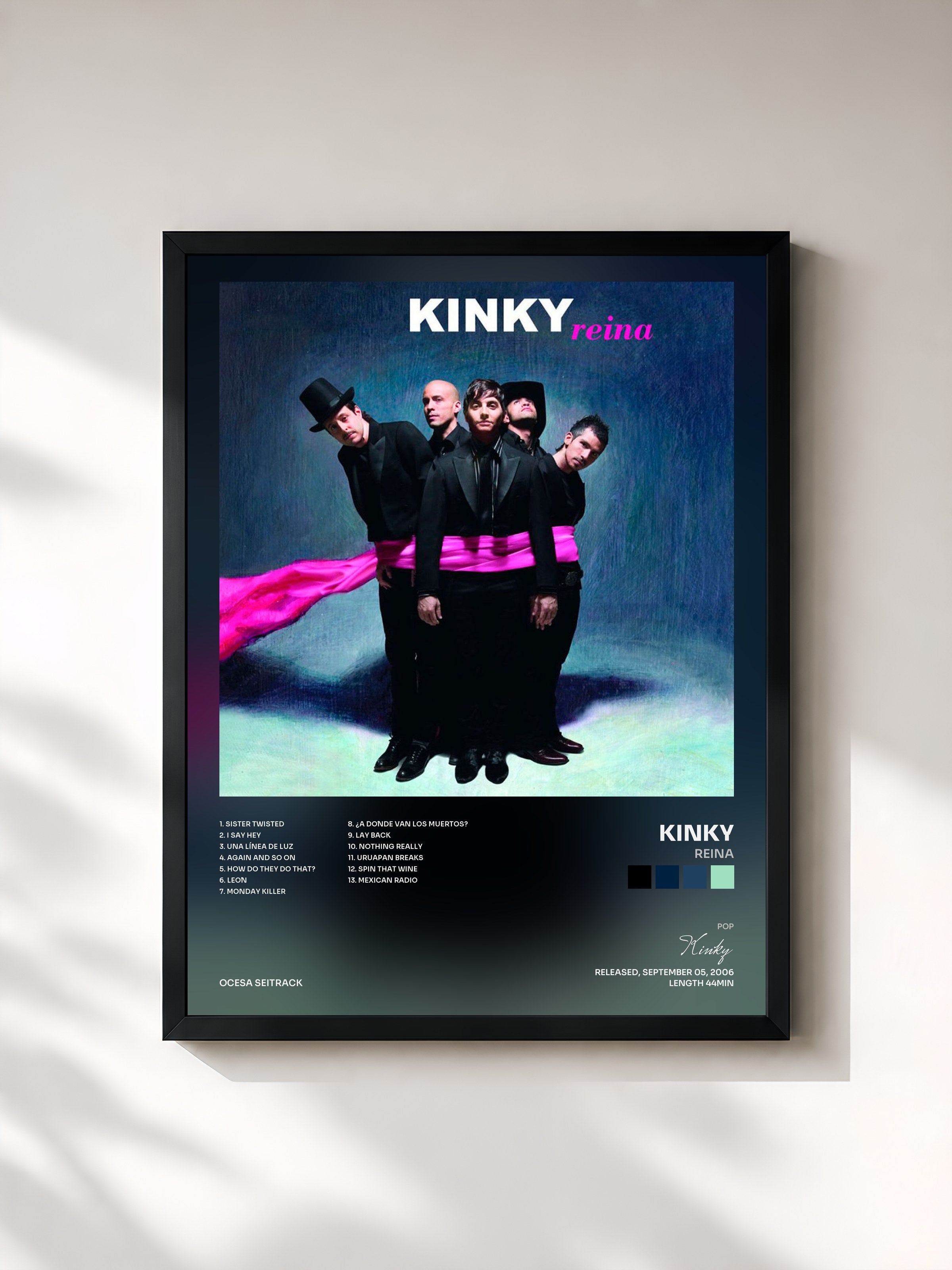 #noir Tableau de l'album Reina de Kinky, cadre noir, imprimé et encadré en France