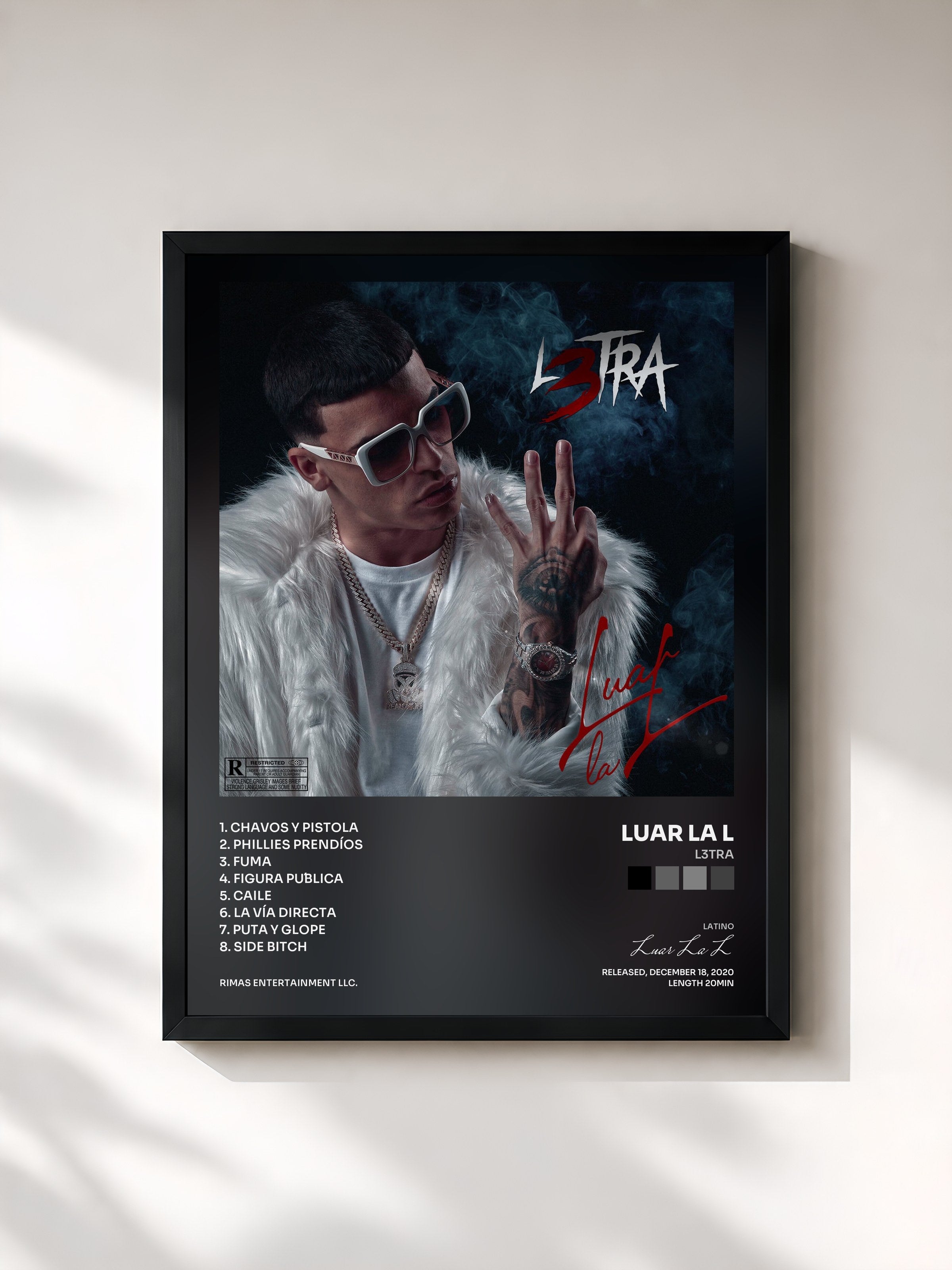 #noir Tableau de l'album L3tra de Luar La L, cadre noir, imprimé et encadré en France